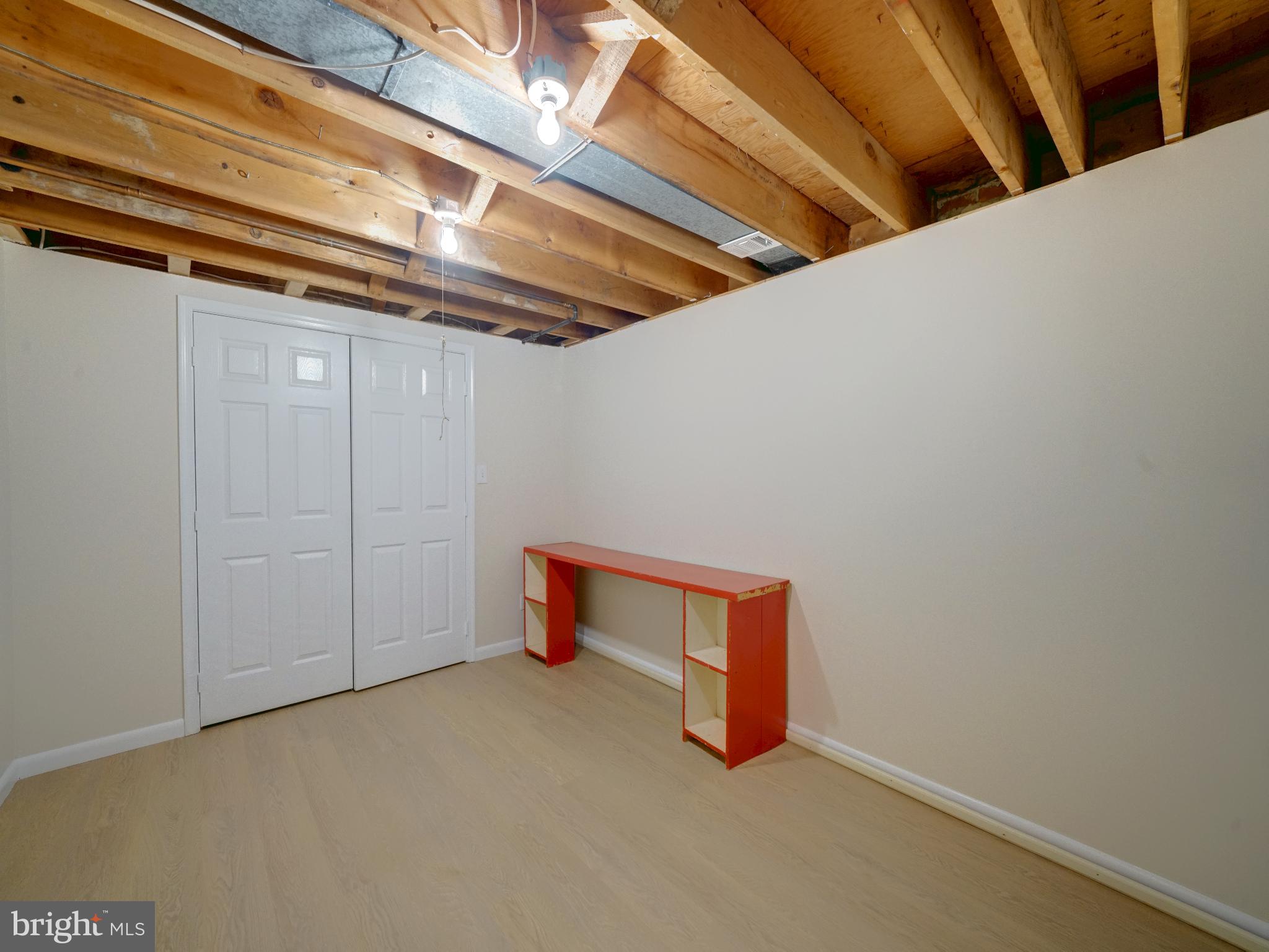 HAMMOND VILLAGE - Residential