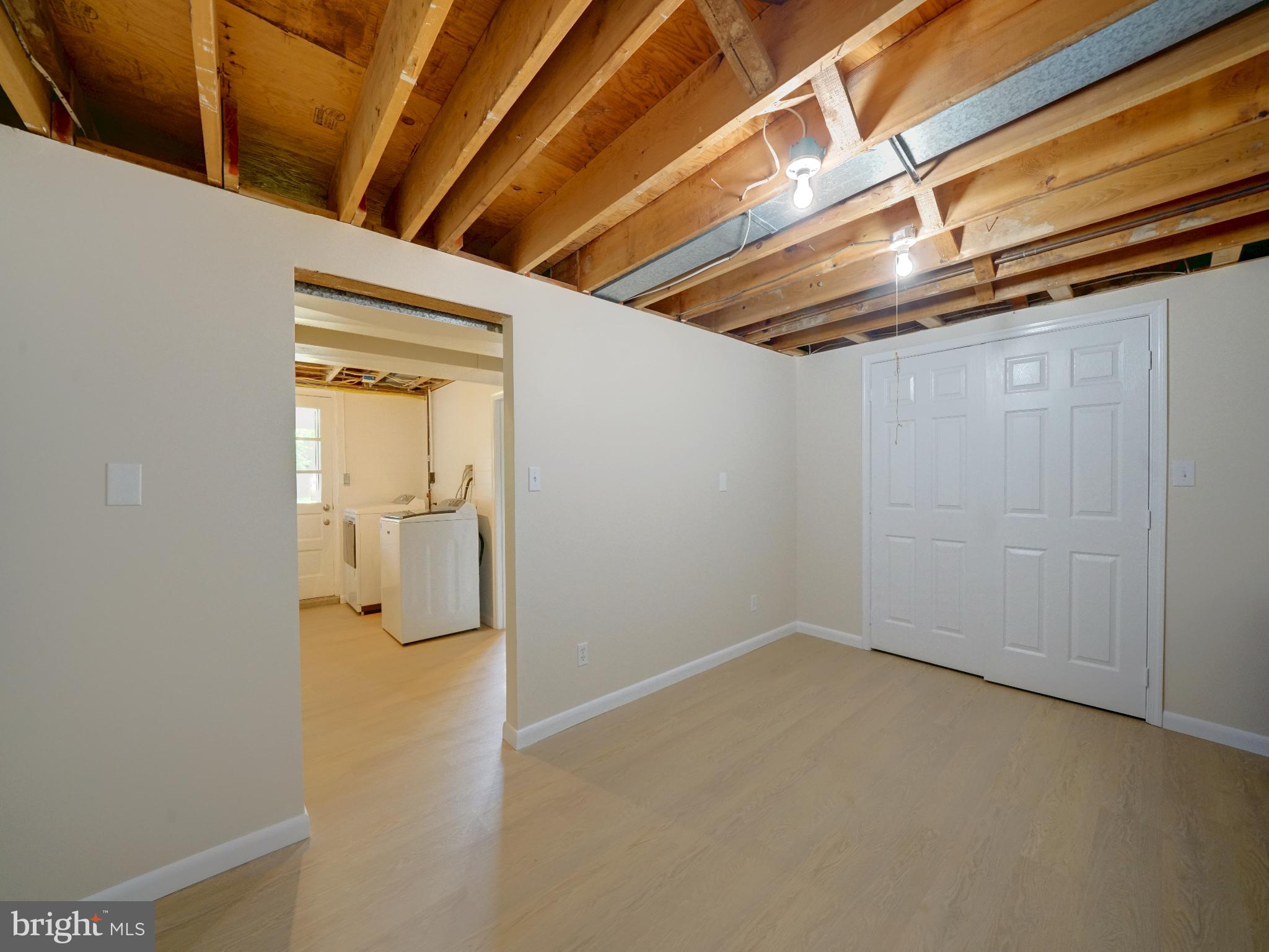 HAMMOND VILLAGE - Residential