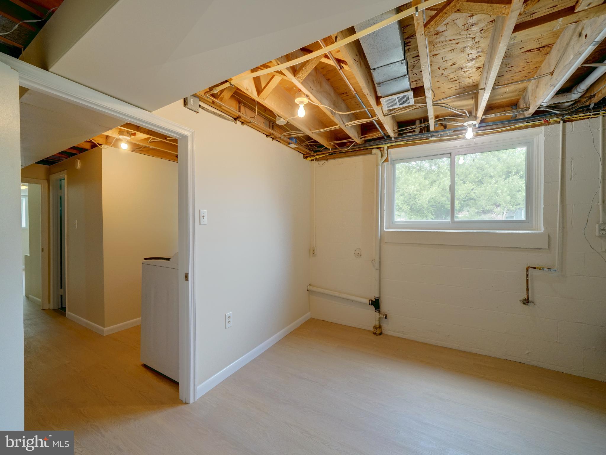 HAMMOND VILLAGE - Residential