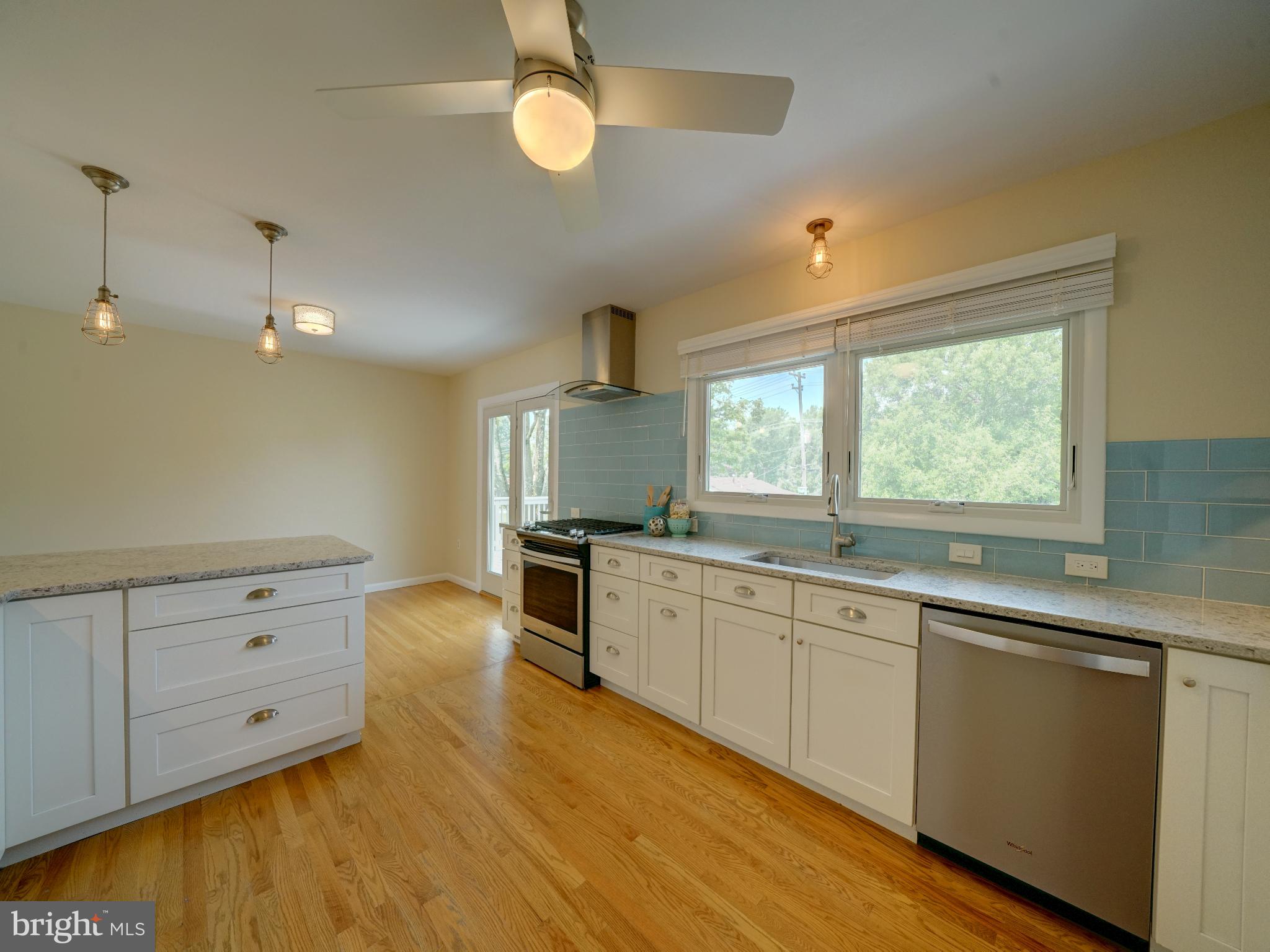 HAMMOND VILLAGE - Residential