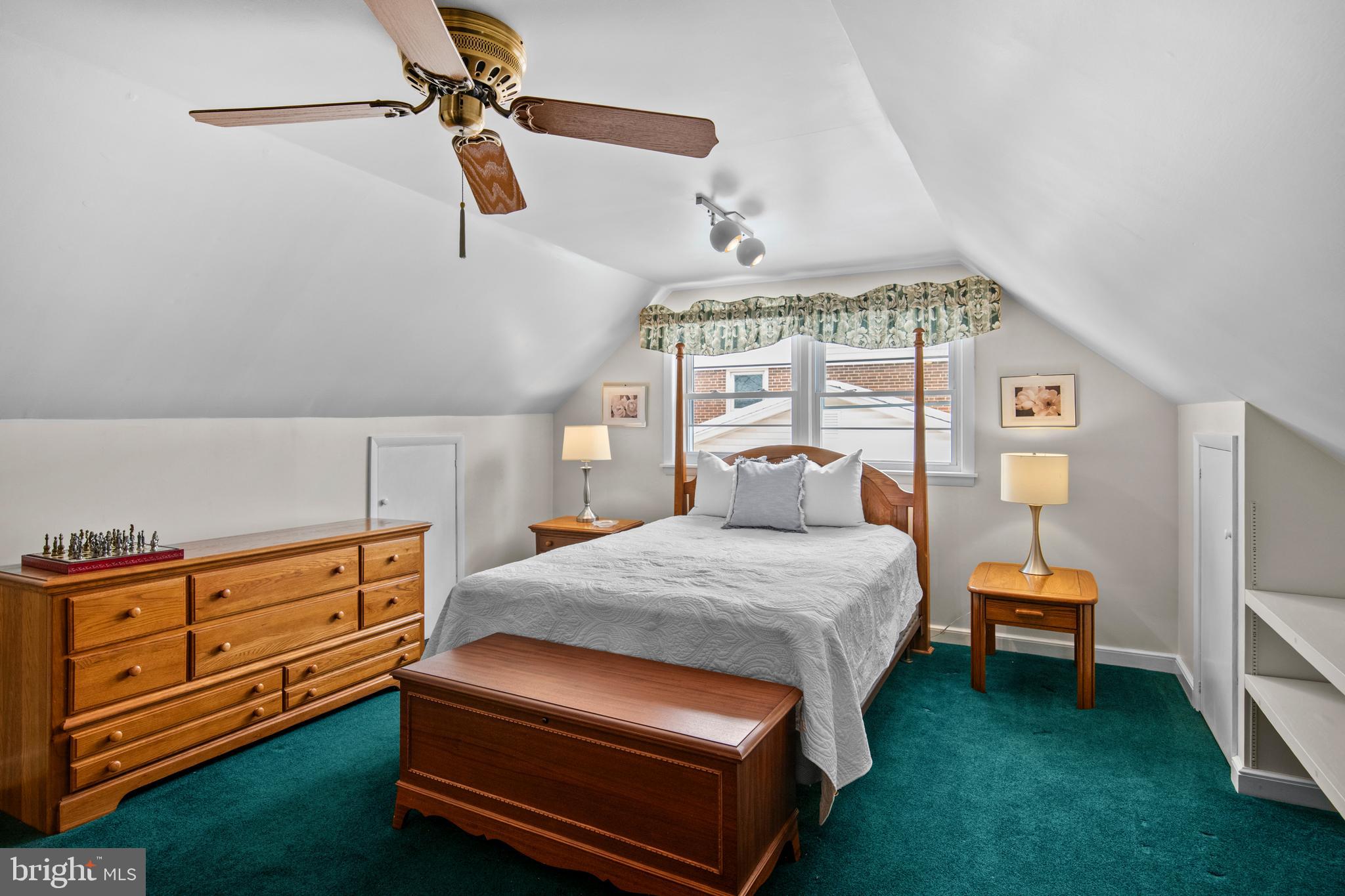 WHITFIELD - Residential