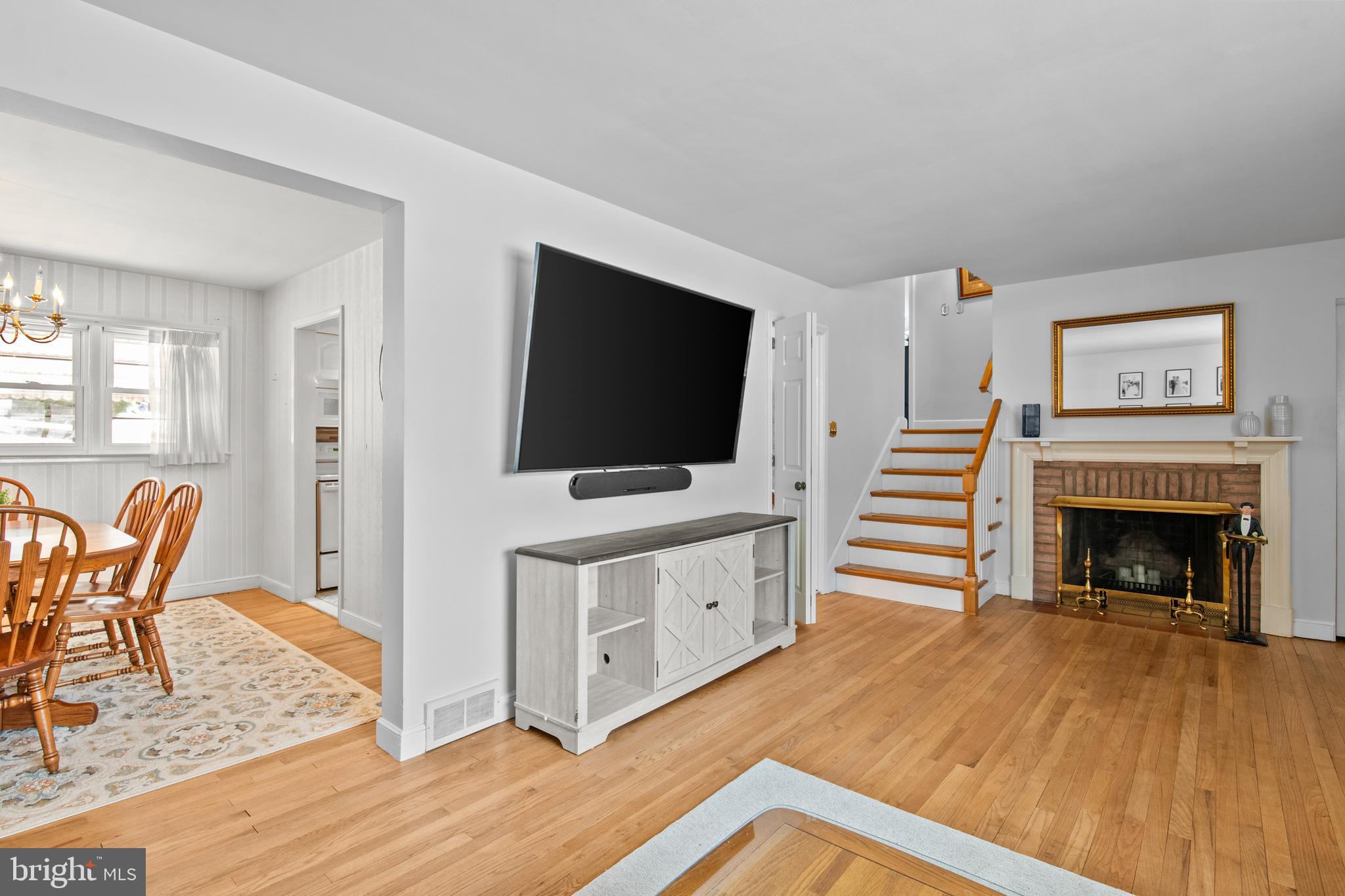 WHITFIELD - Residential