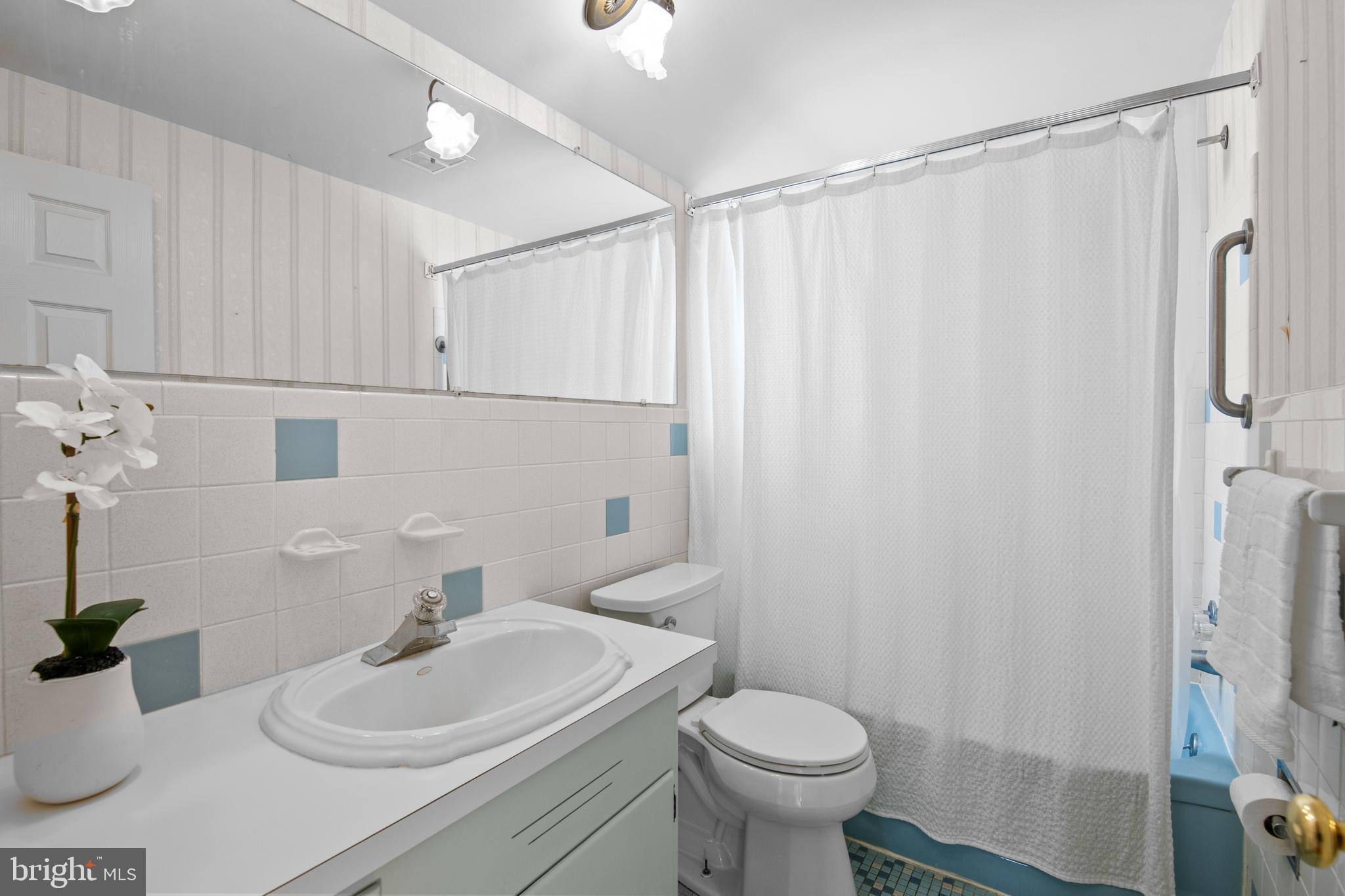 WHITFIELD - Residential