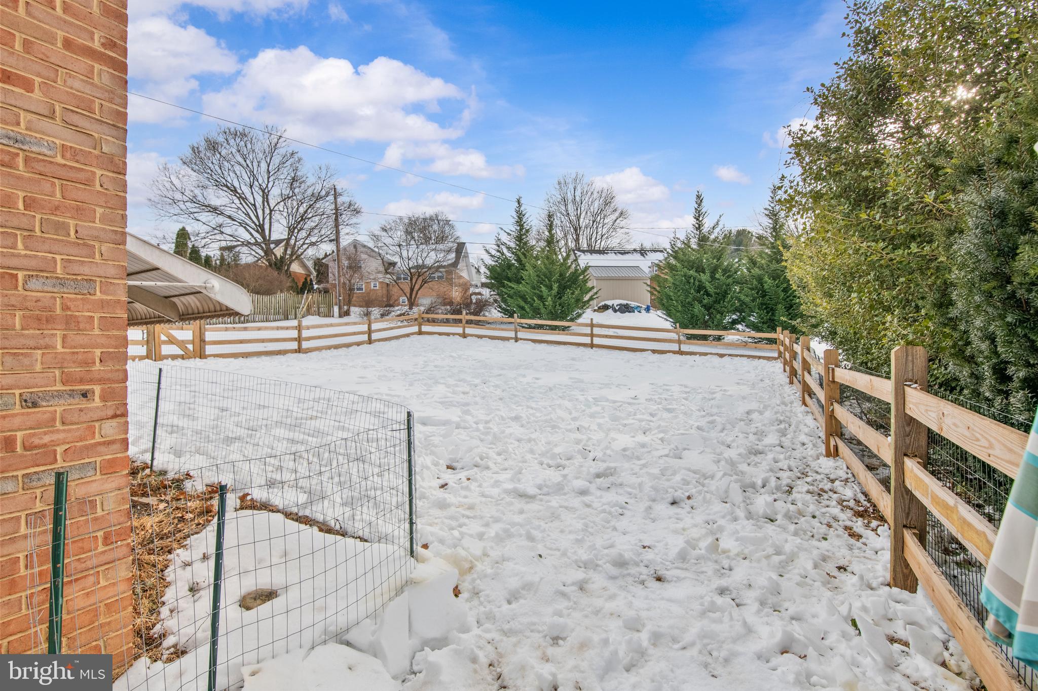 WHITFIELD - Residential