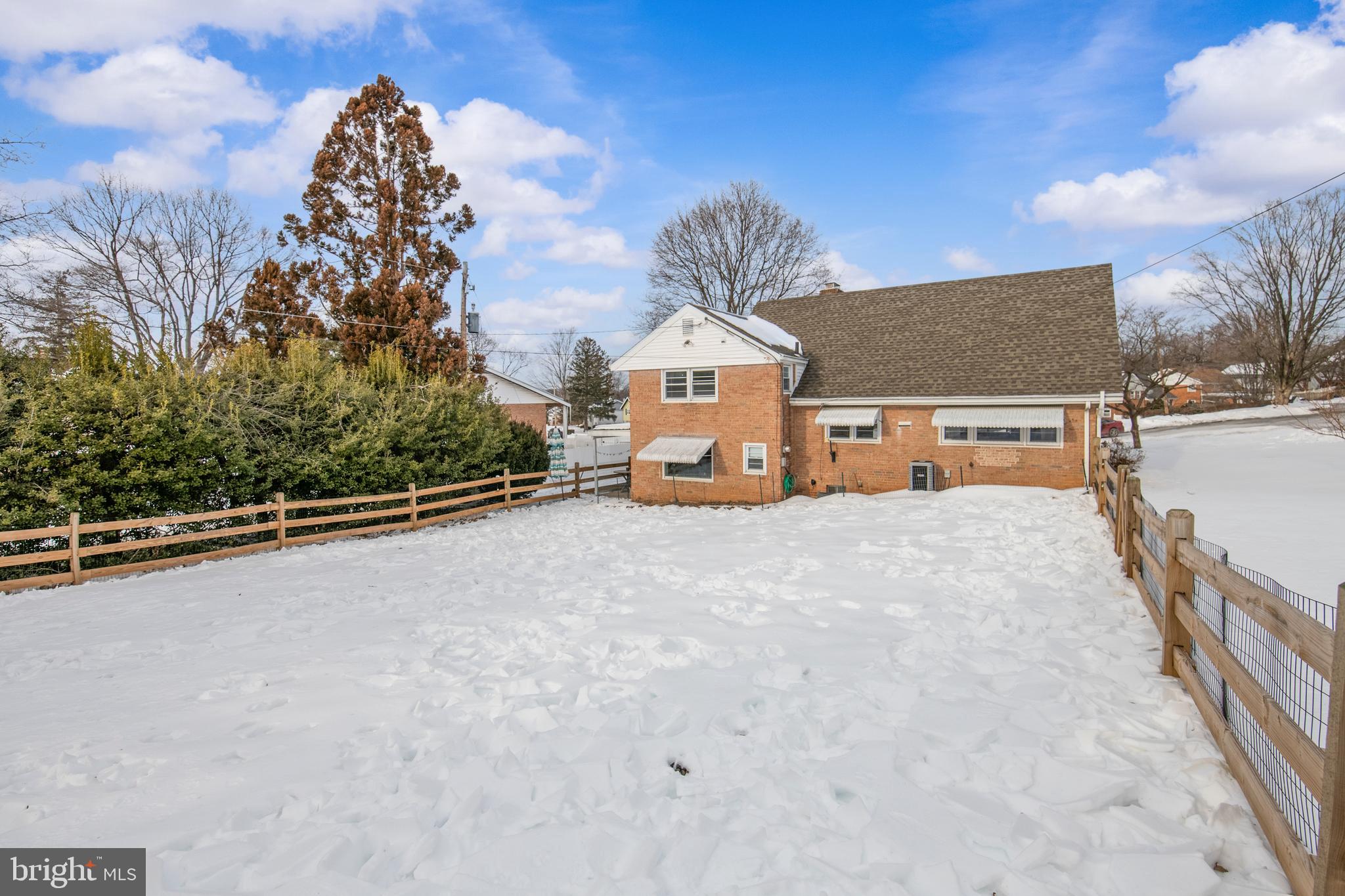 WHITFIELD - Residential