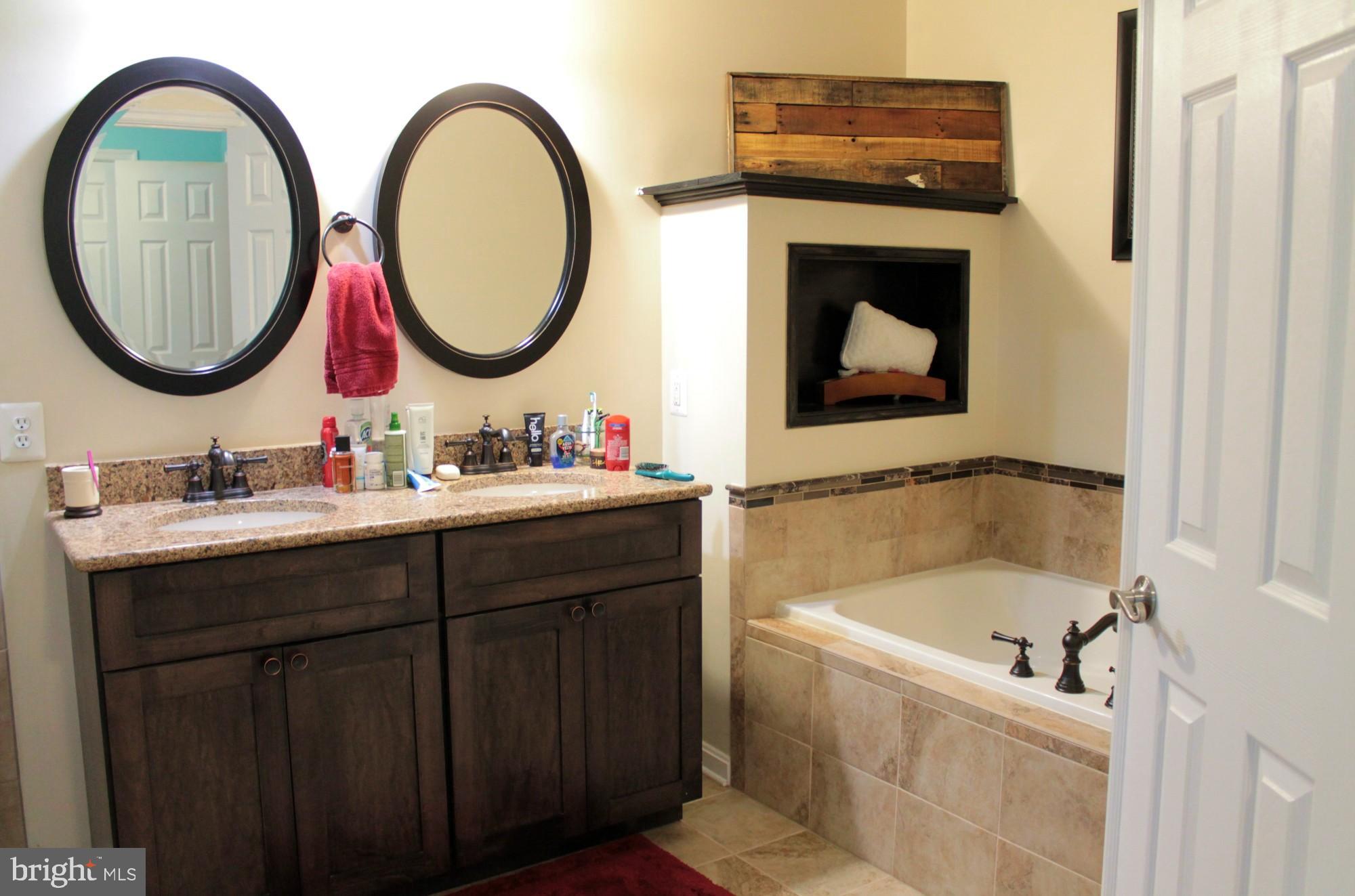 PARK OVERLOOK TOWNHOMES - Residential