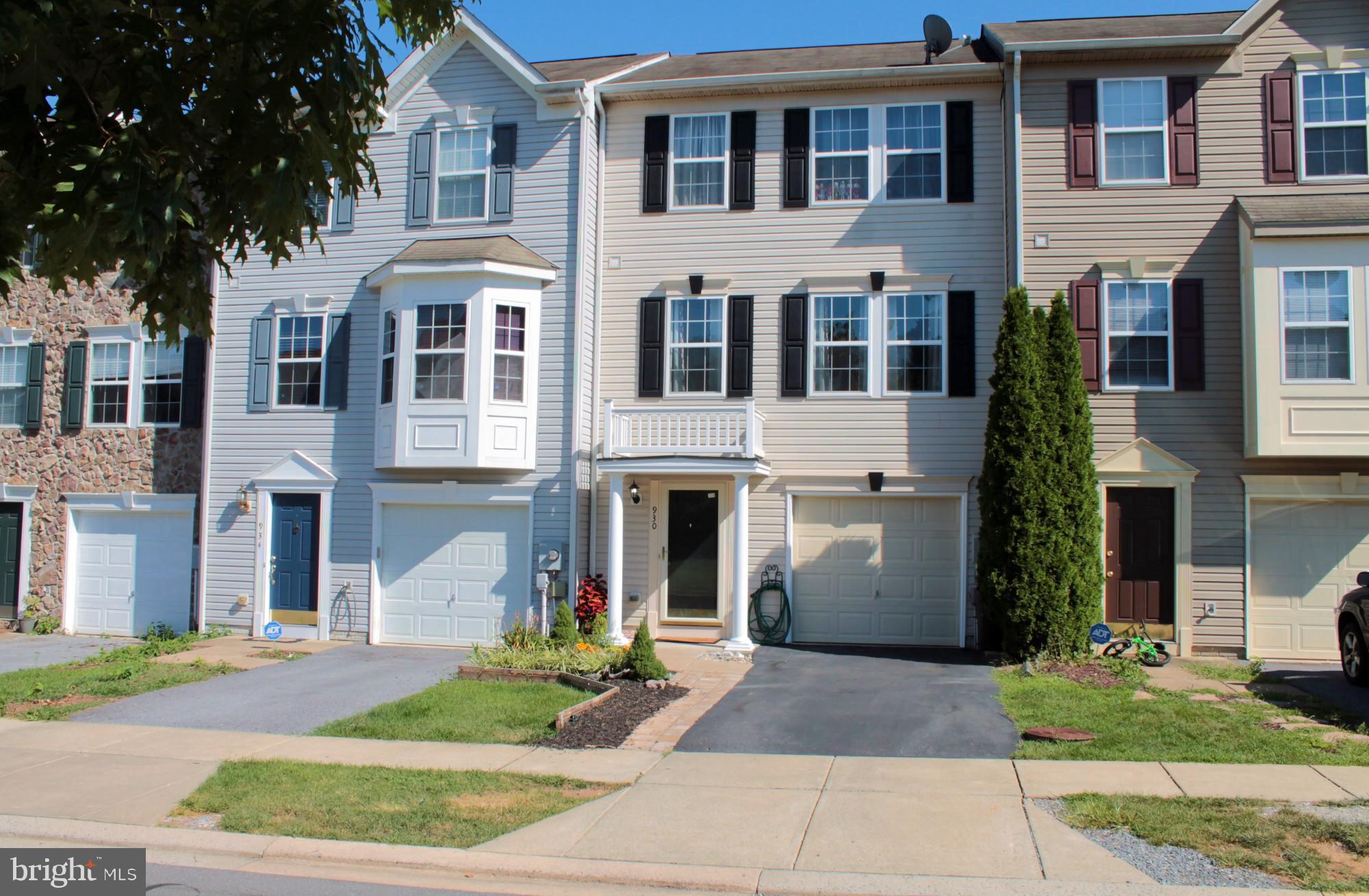 PARK OVERLOOK TOWNHOMES - Residential