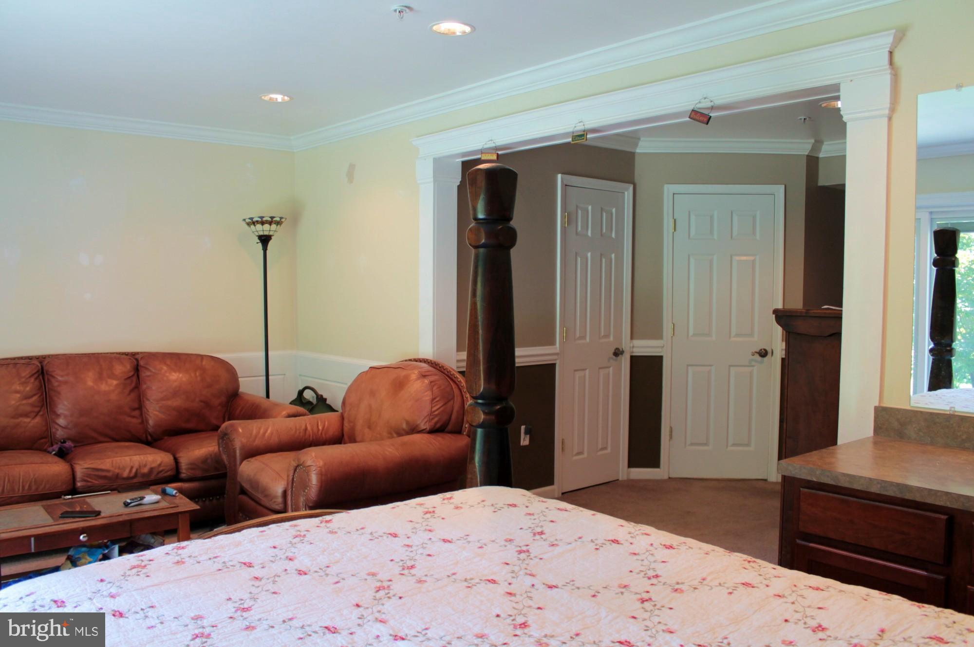 PARK OVERLOOK TOWNHOMES - Residential