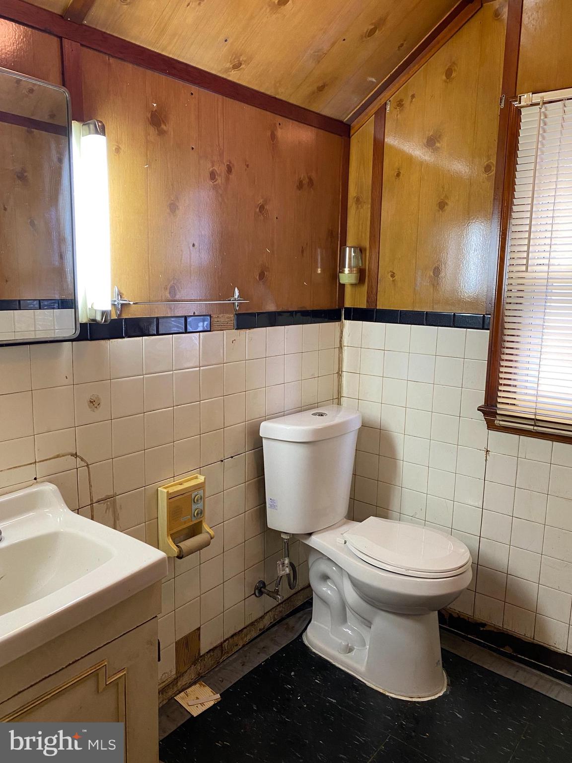 OAKDALE TERRACE - Residential