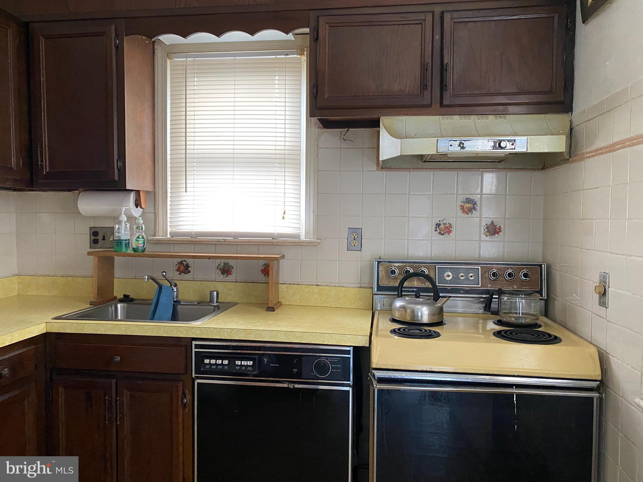 OAKDALE TERRACE - Residential