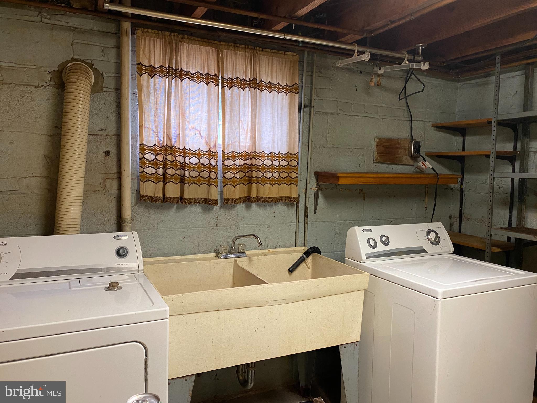 OAKDALE TERRACE - Residential