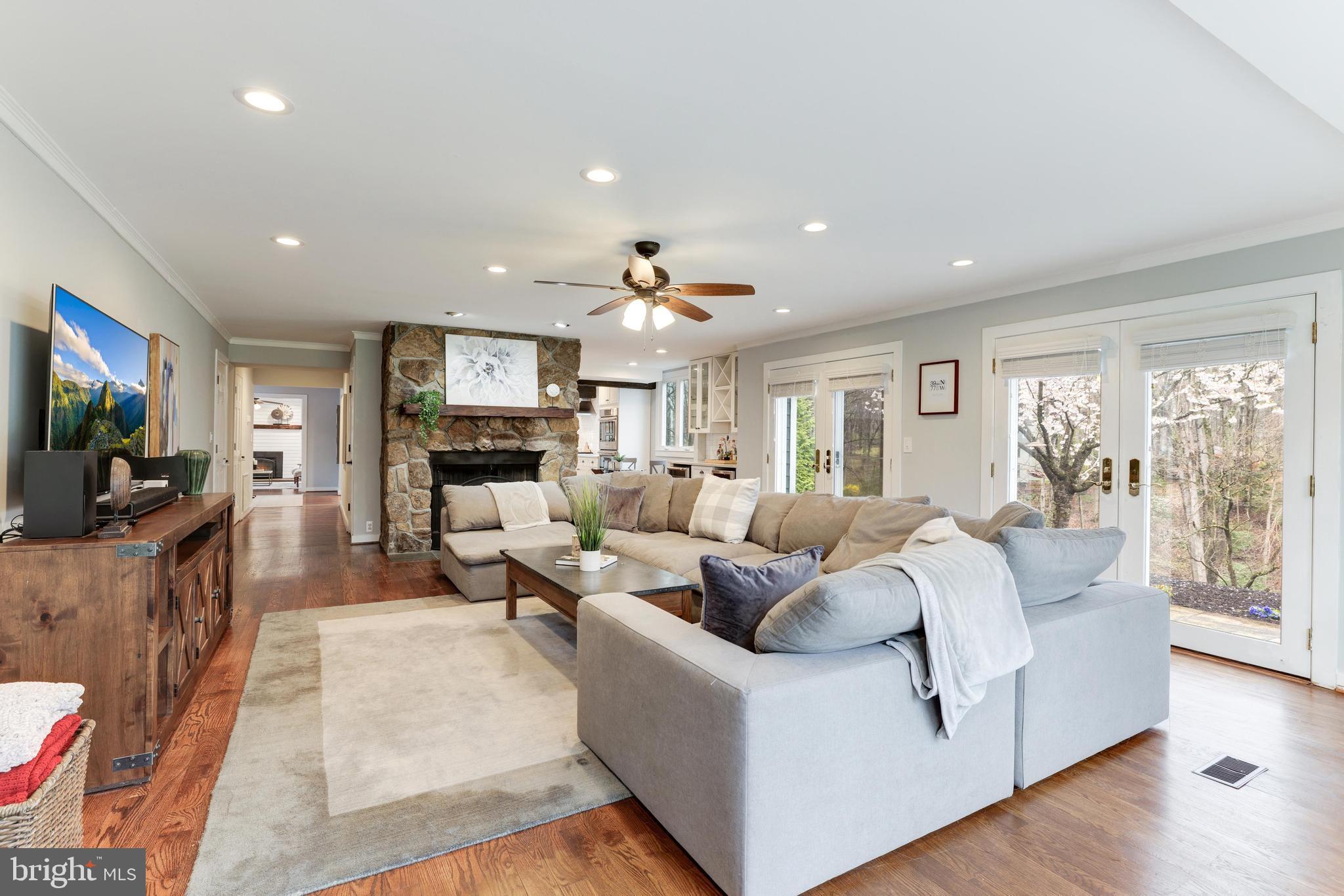 ANGELICA WOODS - Residential