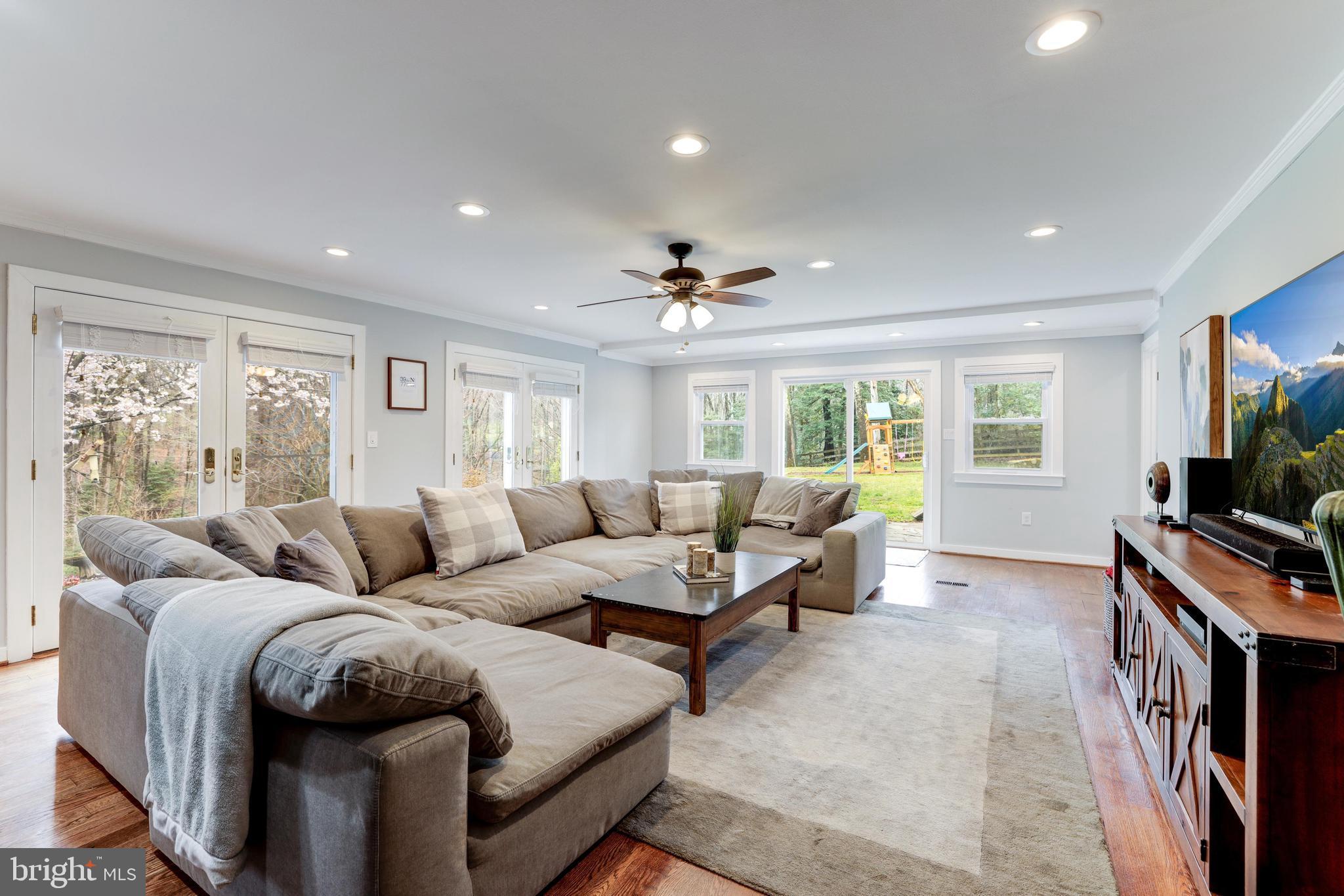 ANGELICA WOODS - Residential