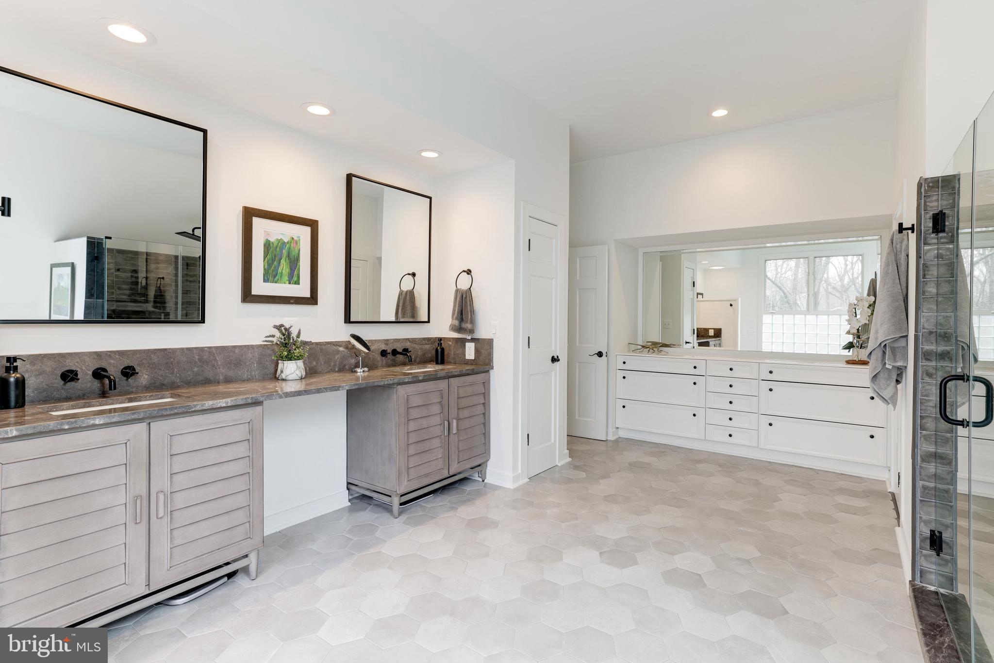 ANGELICA WOODS - Residential