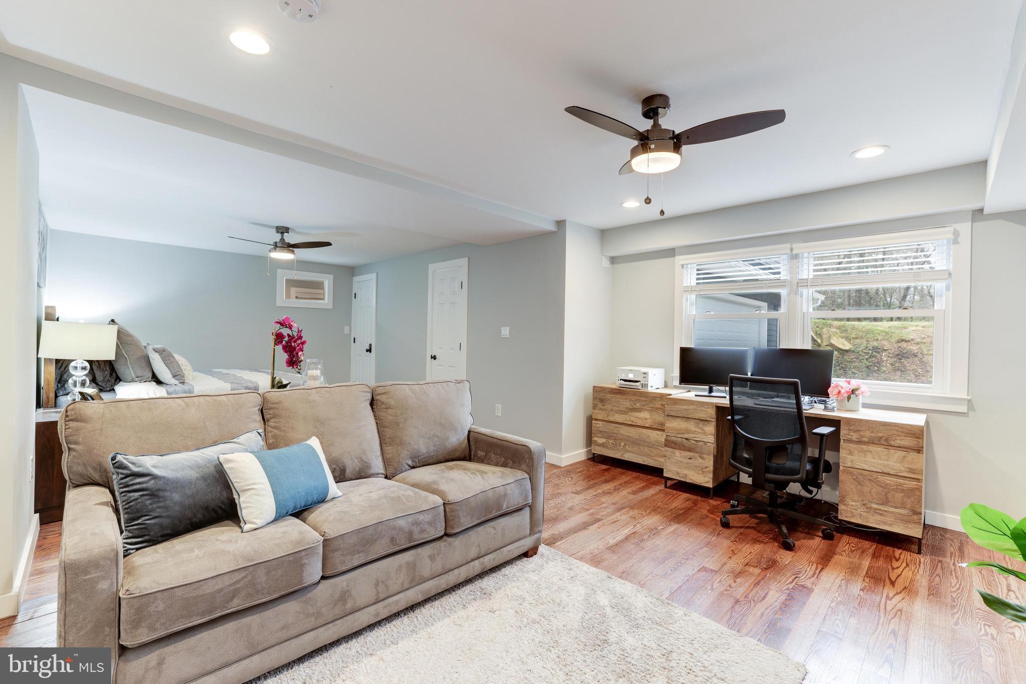 ANGELICA WOODS - Residential