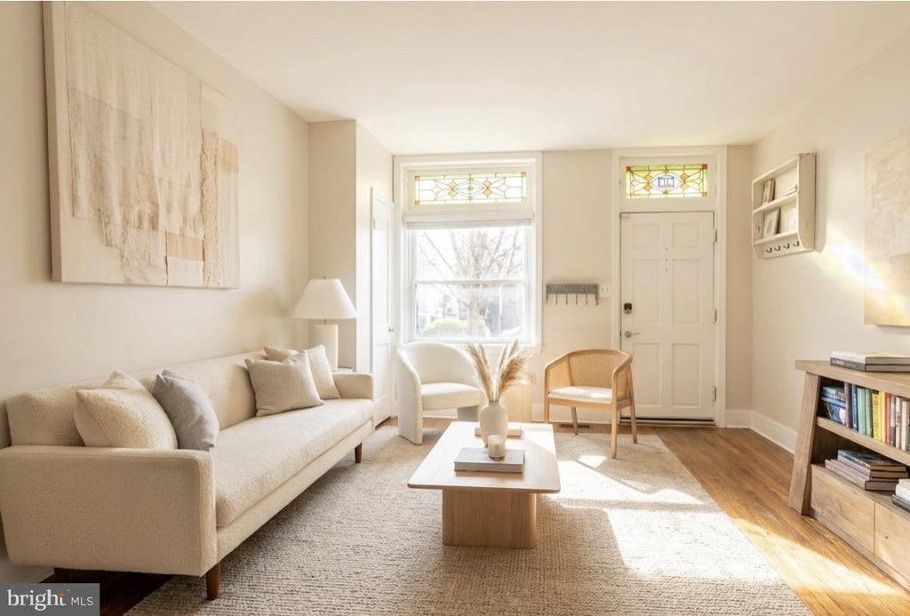 Photo of 614 S Montford Avenue, BALTIMORE, MD 21224 (MLS # MDBA2236502)