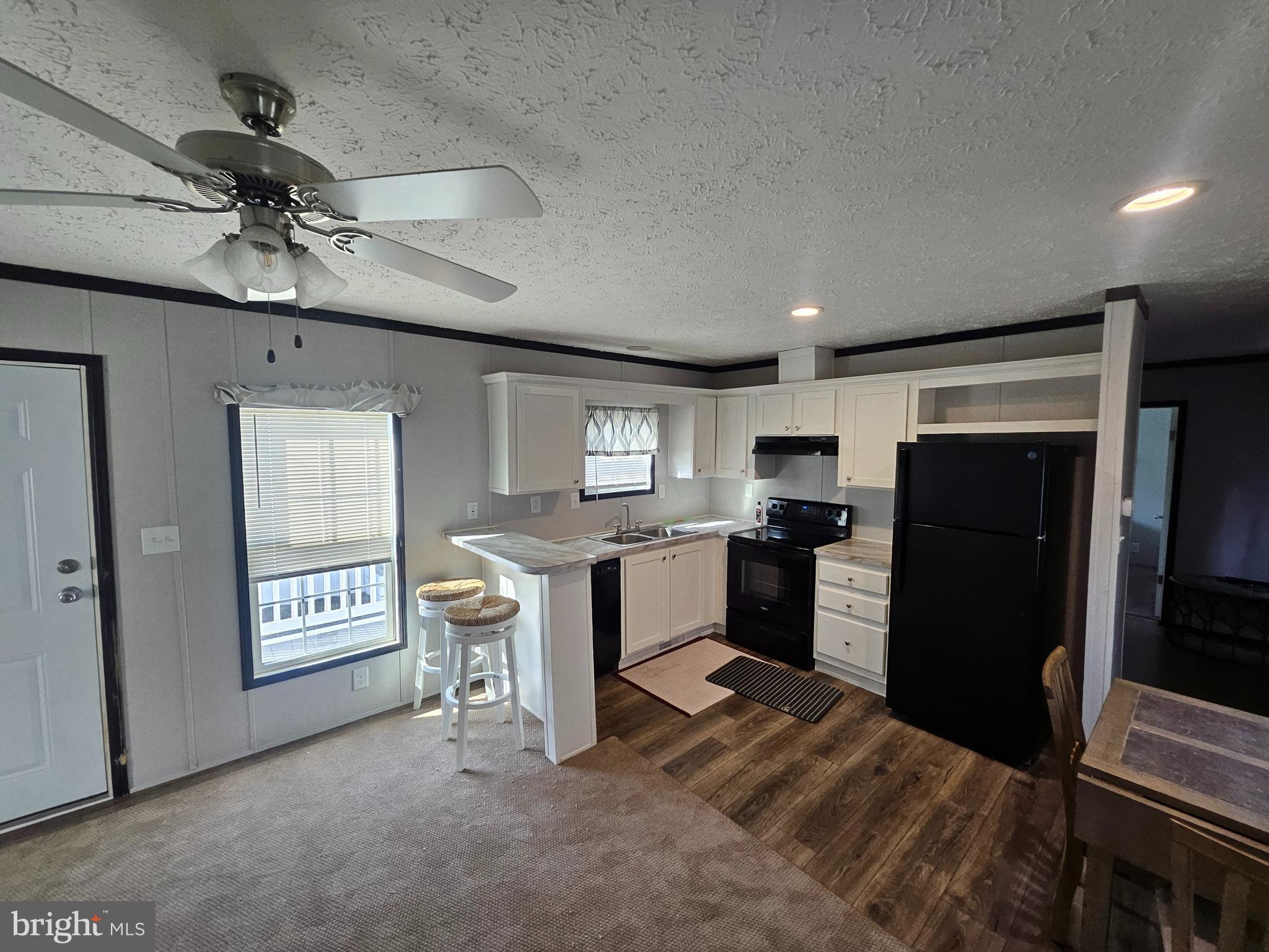 SALT LIFE PARK LLC - Residential