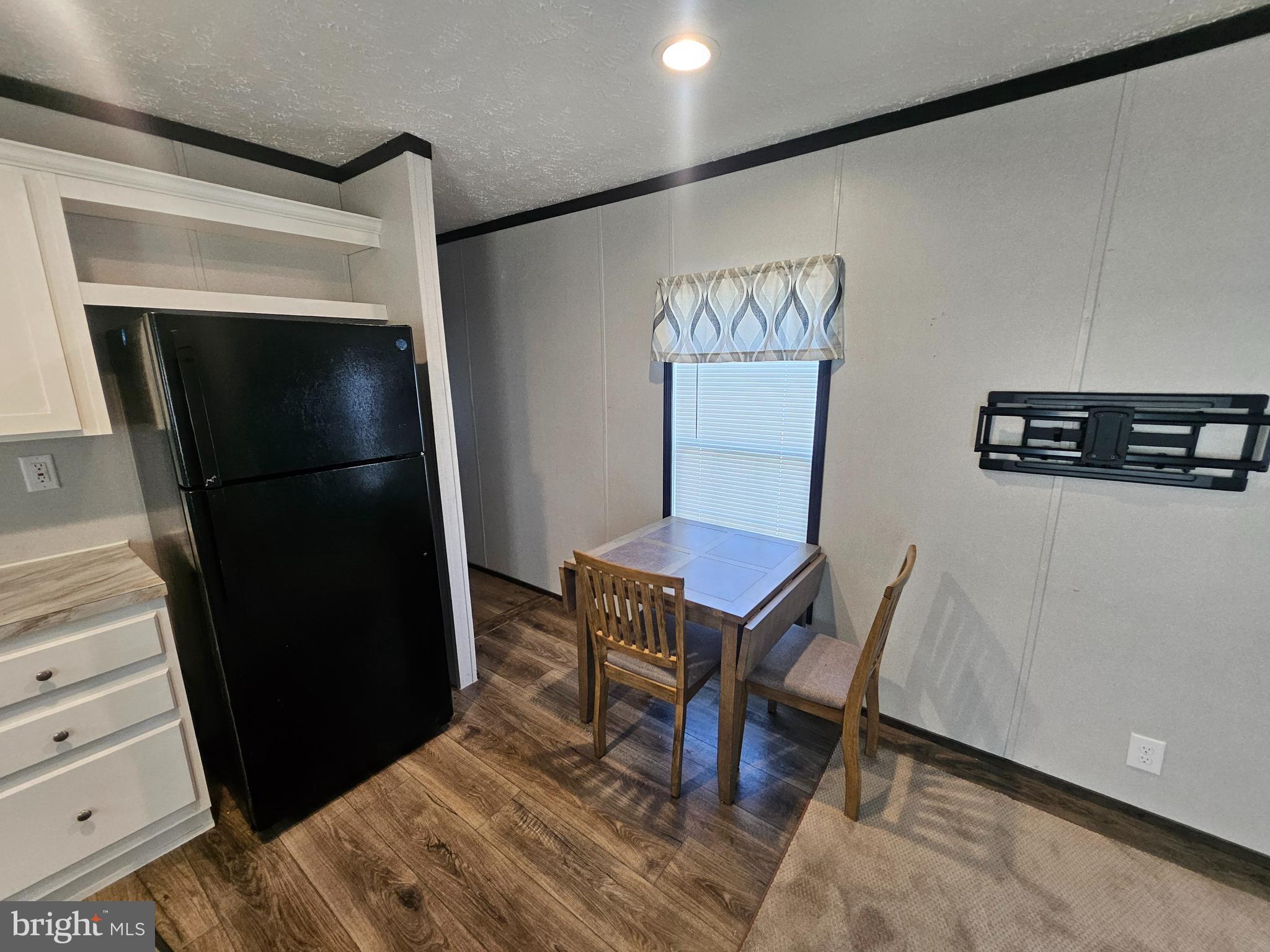 SALT LIFE PARK LLC - Residential