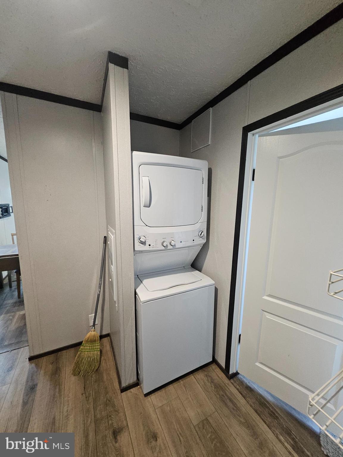 SALT LIFE PARK LLC - Residential