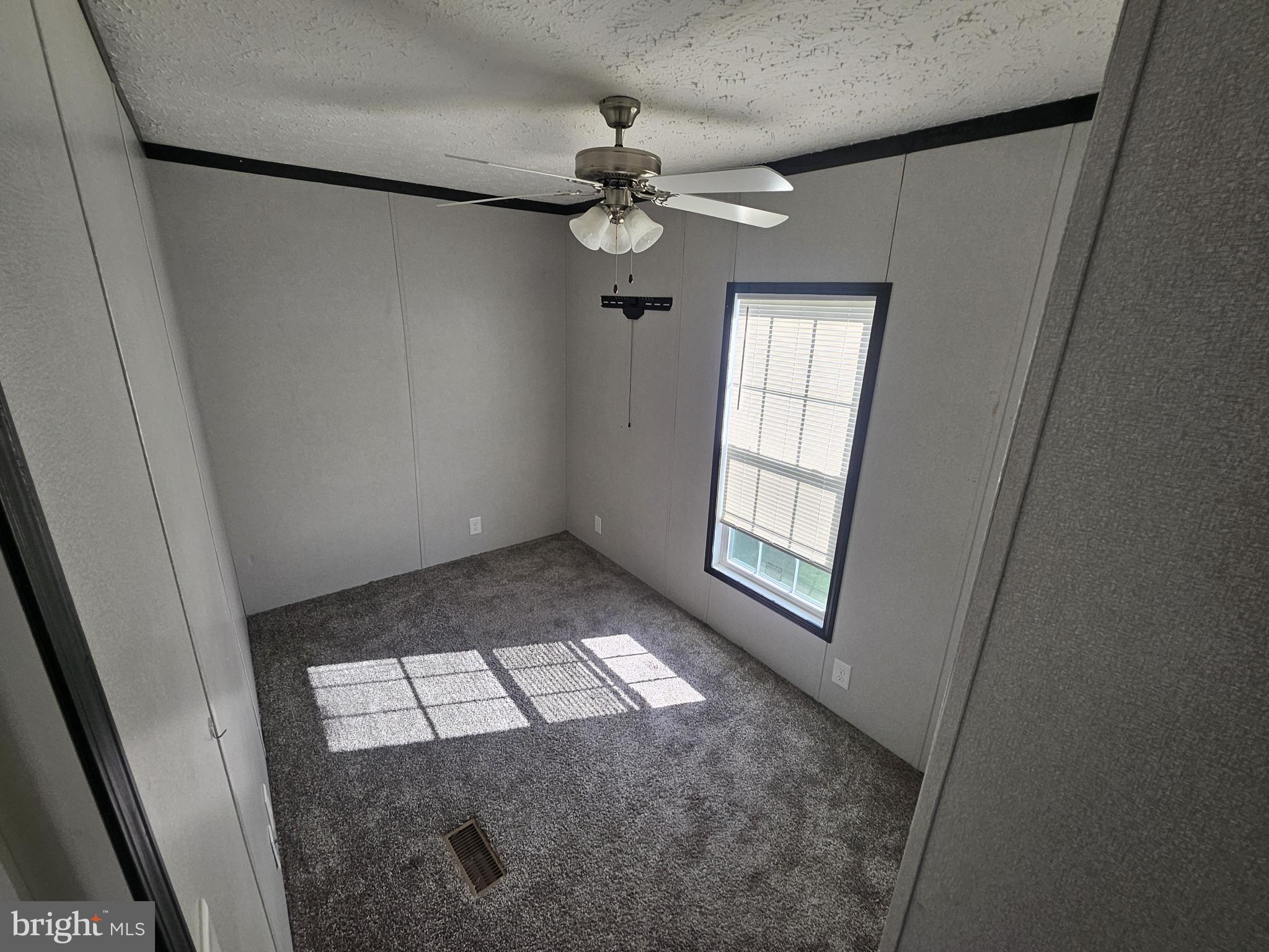 SALT LIFE PARK LLC - Residential