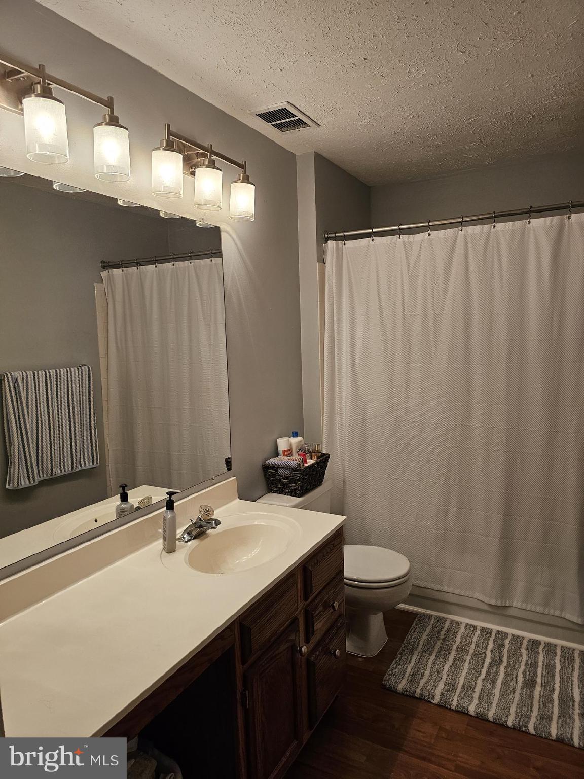 ASHFORD - Residential