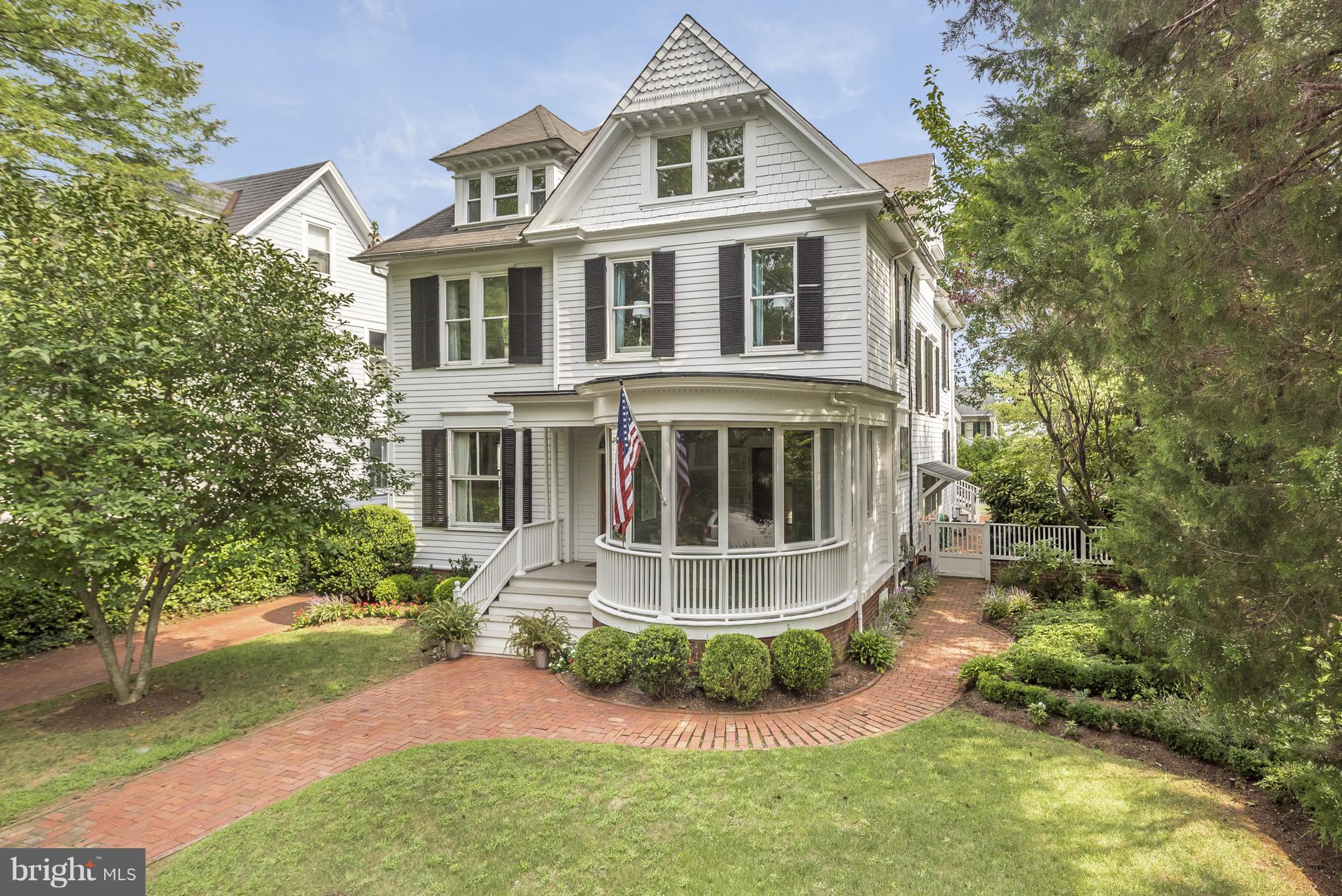 MURRAY HILL - Residential