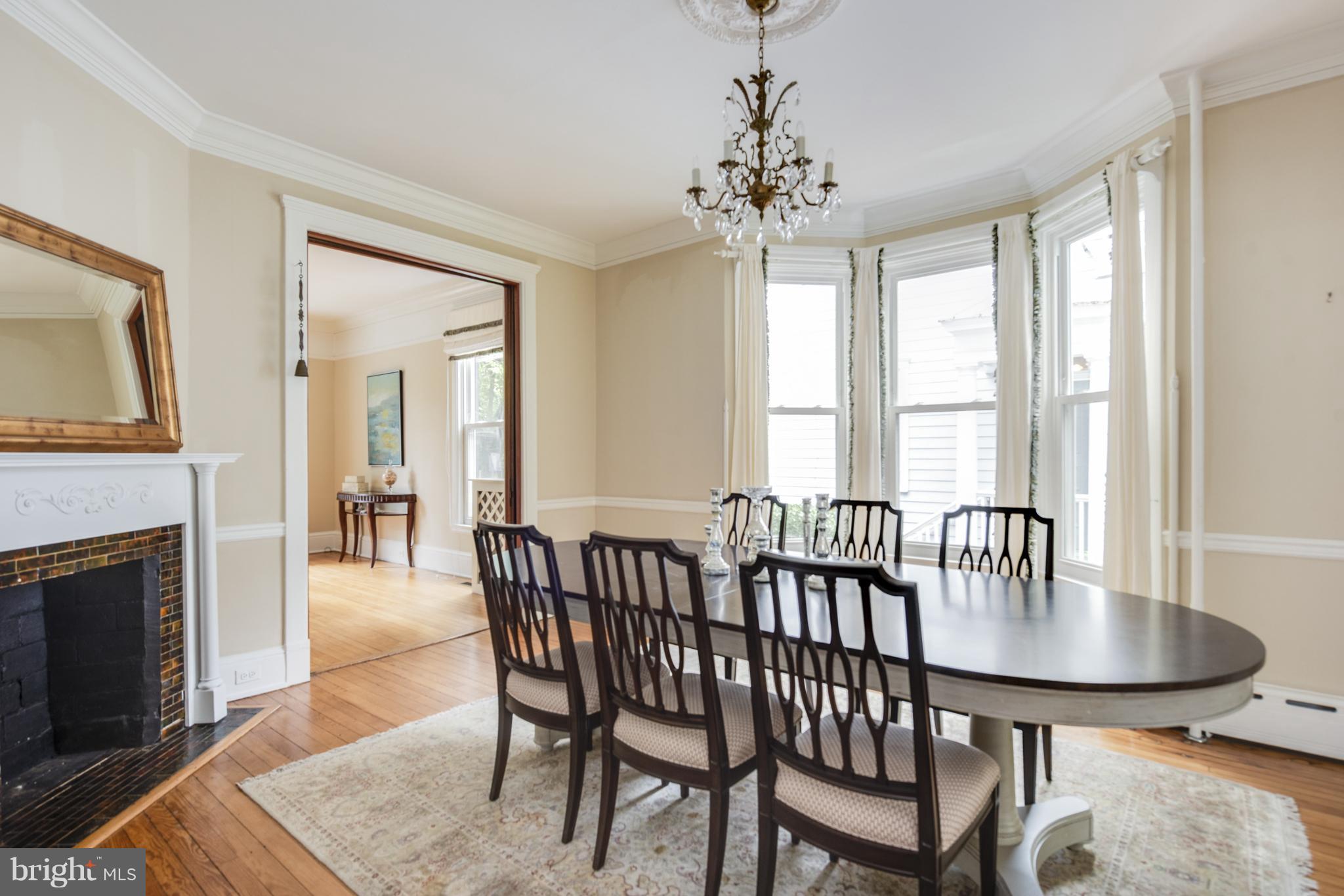 MURRAY HILL - Residential