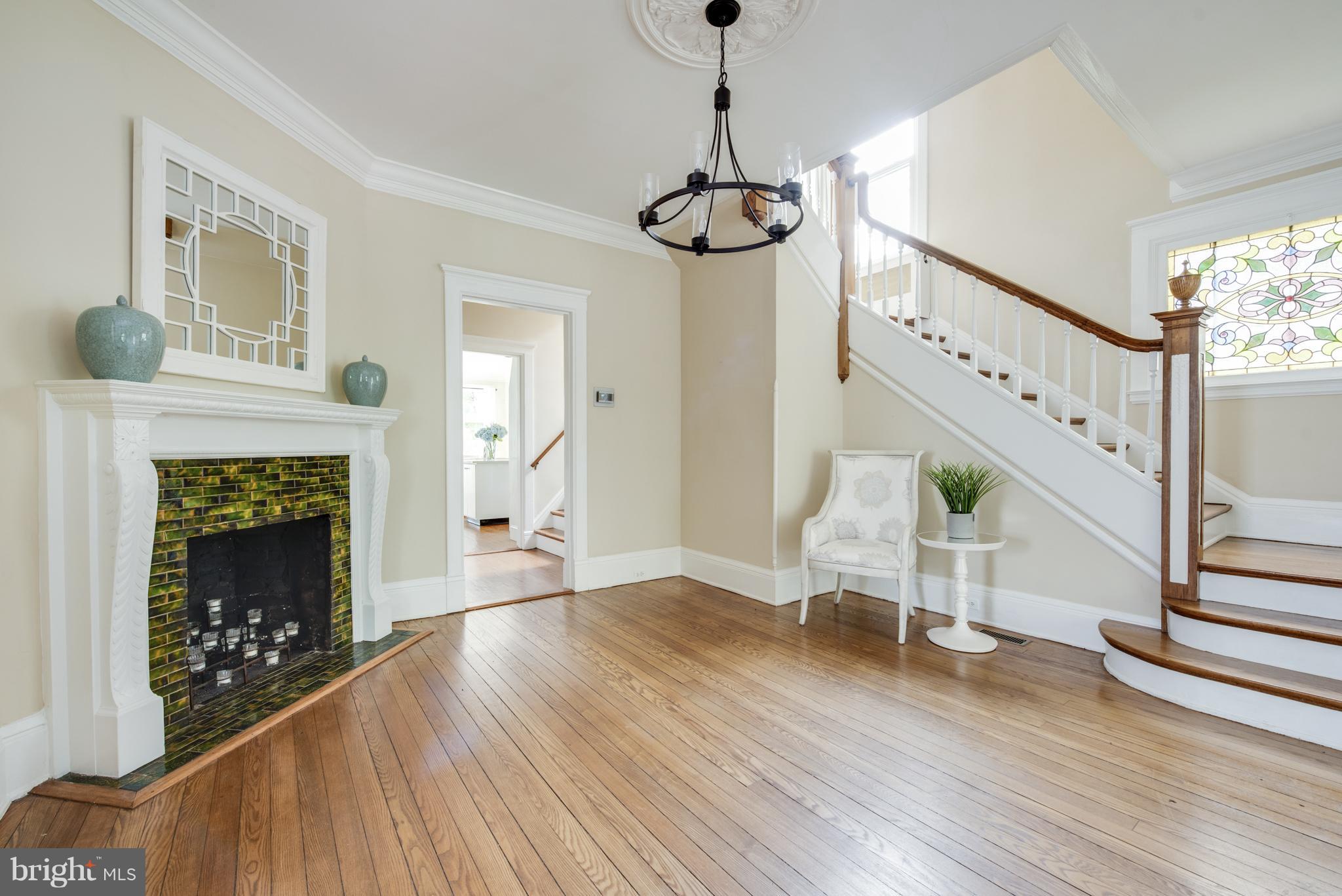 MURRAY HILL - Residential