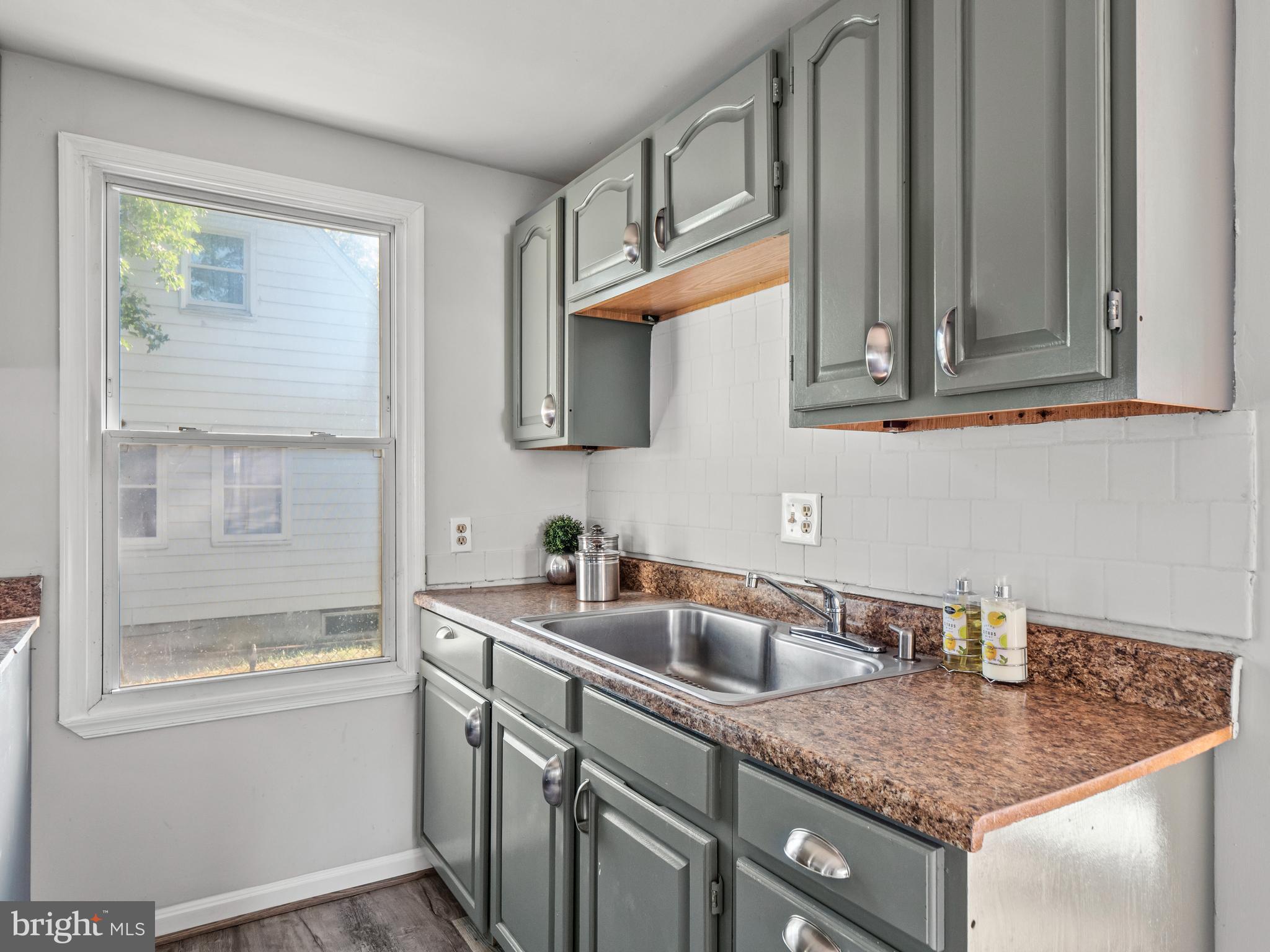 WASHINGTON SUBURBAN HOME - Residential