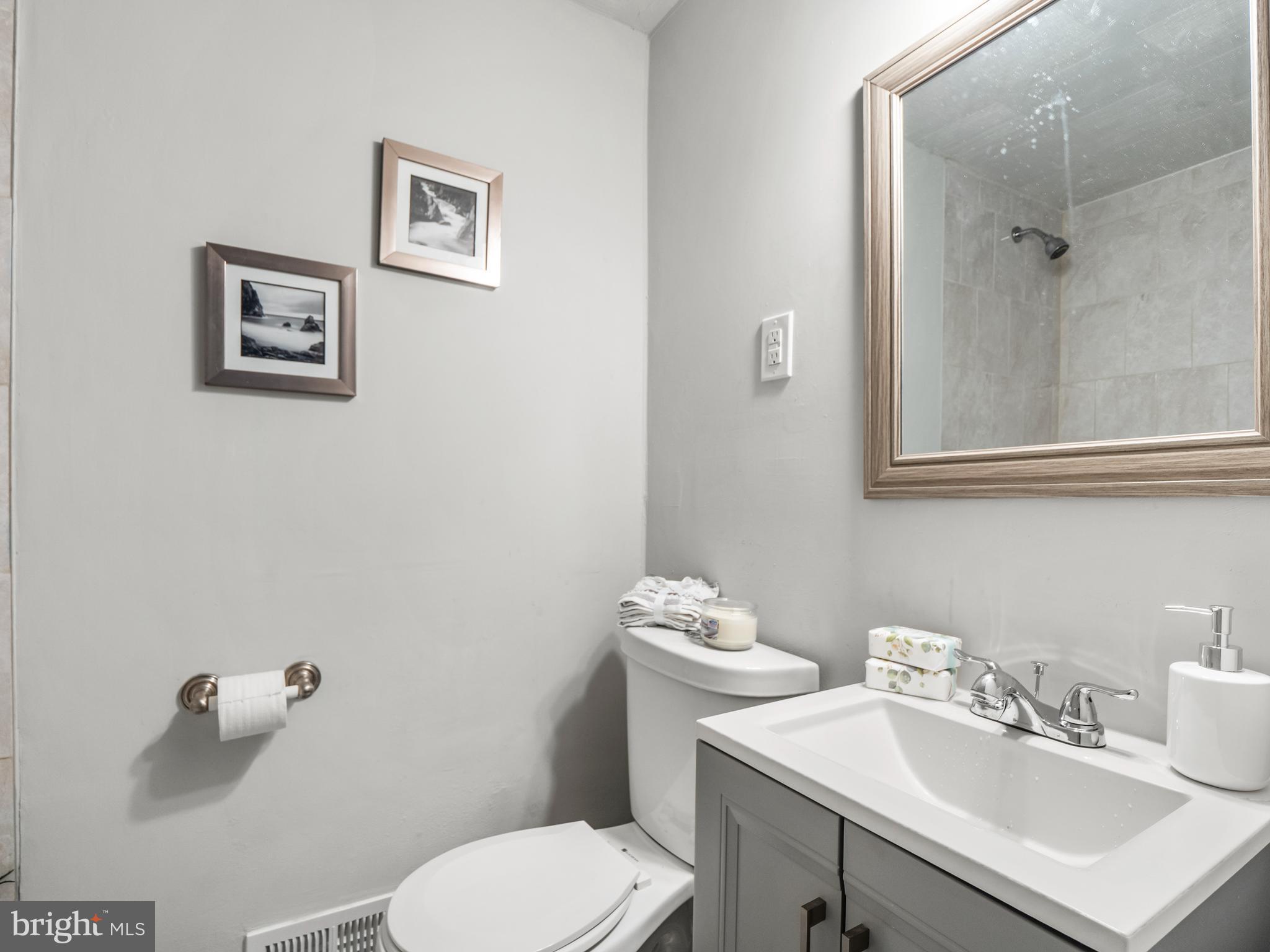 WASHINGTON SUBURBAN HOME - Residential