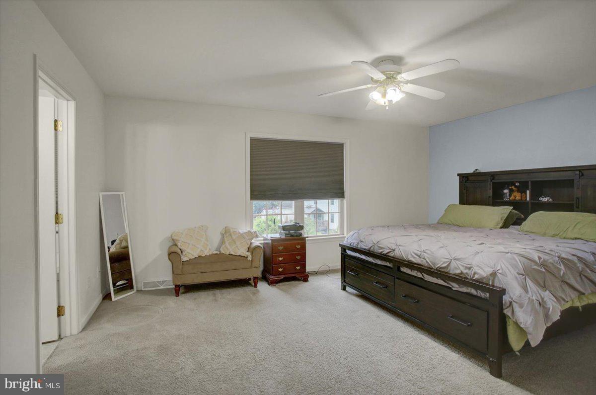 LIBERTY ESTATES - Residential