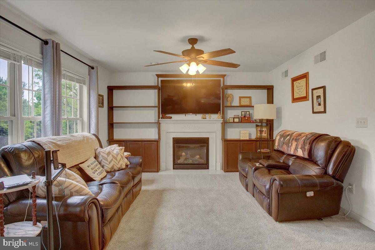 LIBERTY ESTATES - Residential
