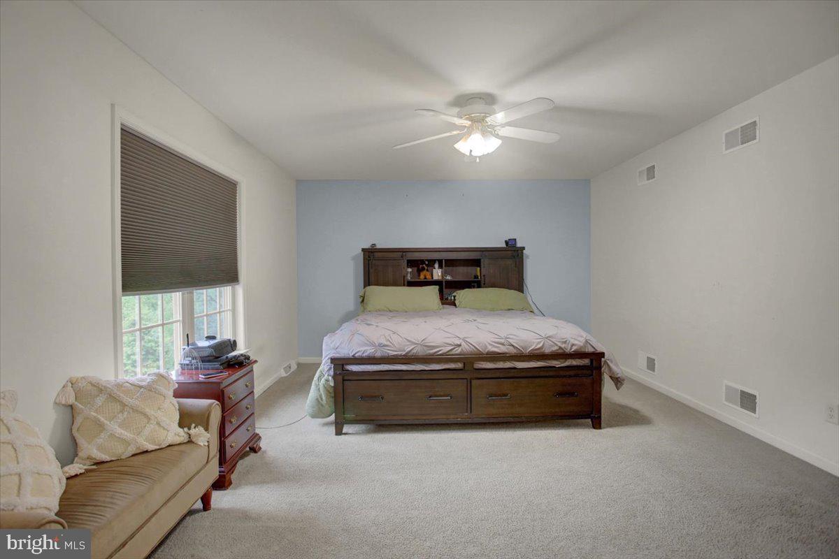 LIBERTY ESTATES - Residential