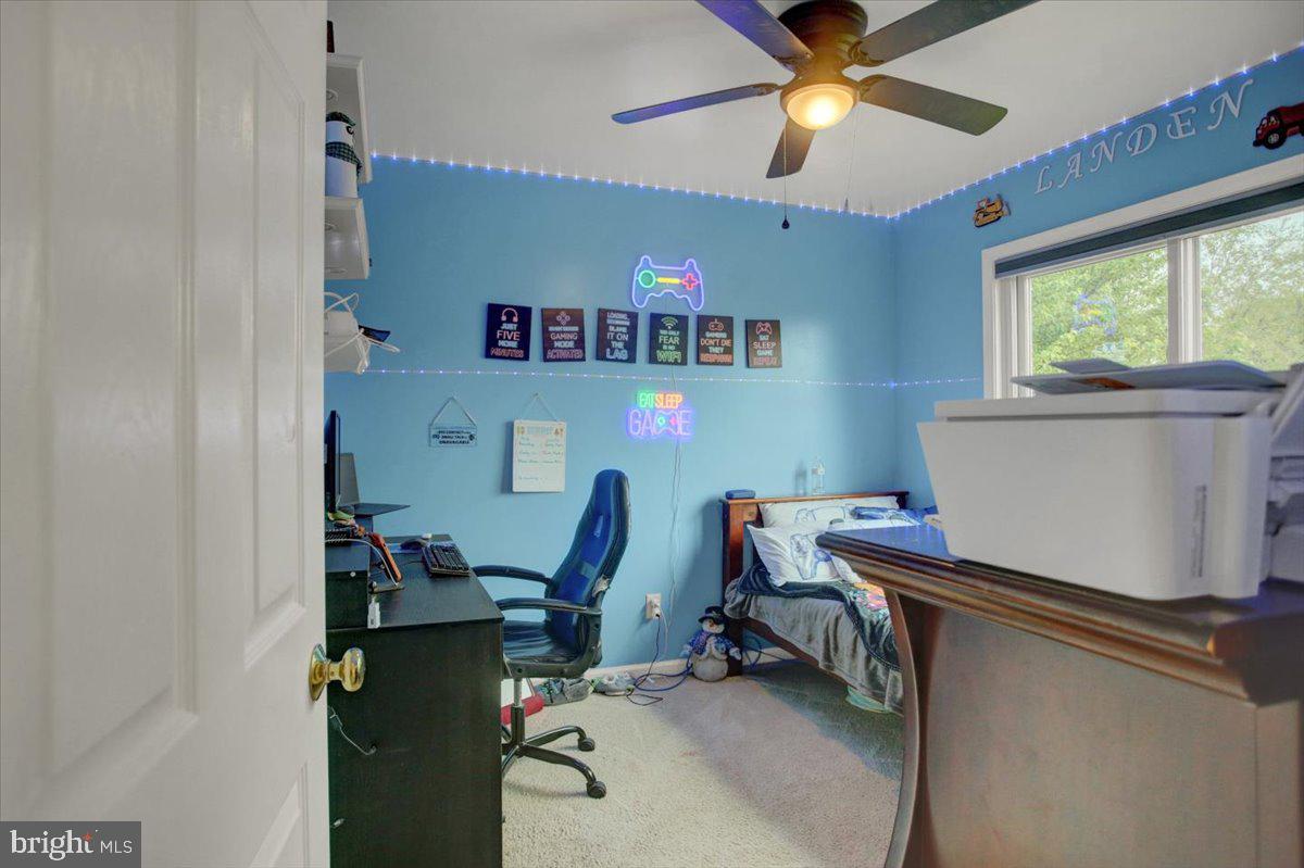 LIBERTY ESTATES - Residential