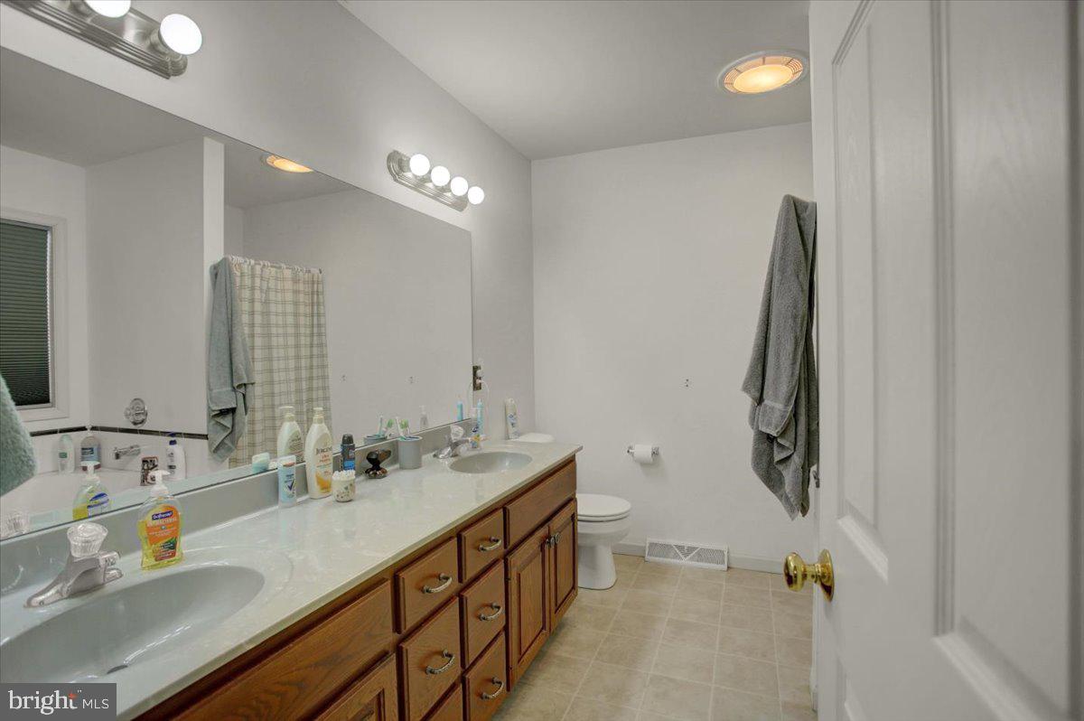 LIBERTY ESTATES - Residential
