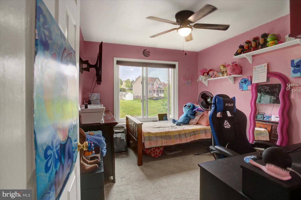 LIBERTY ESTATES - Residential