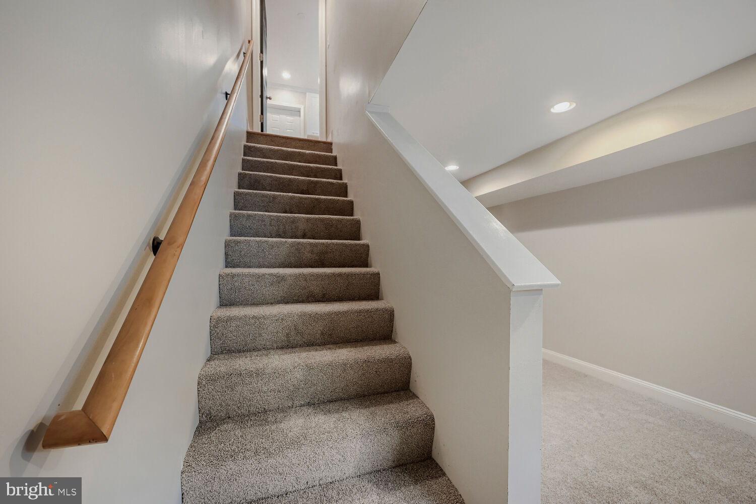 HIGHLANDTOWN - Residential