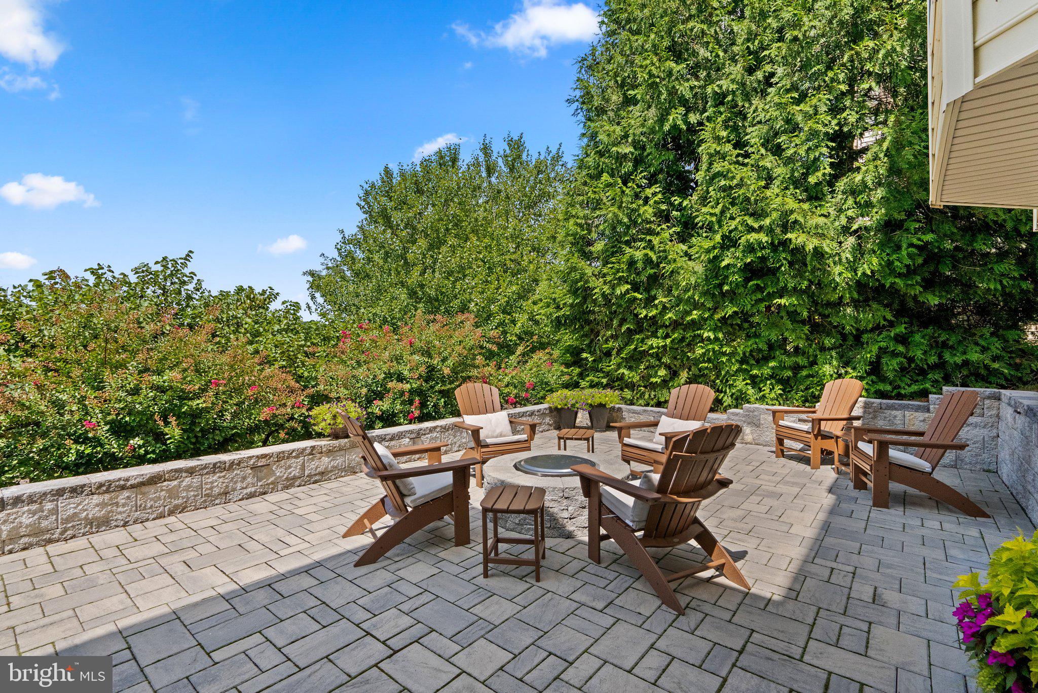 WESTWINDS - Residential