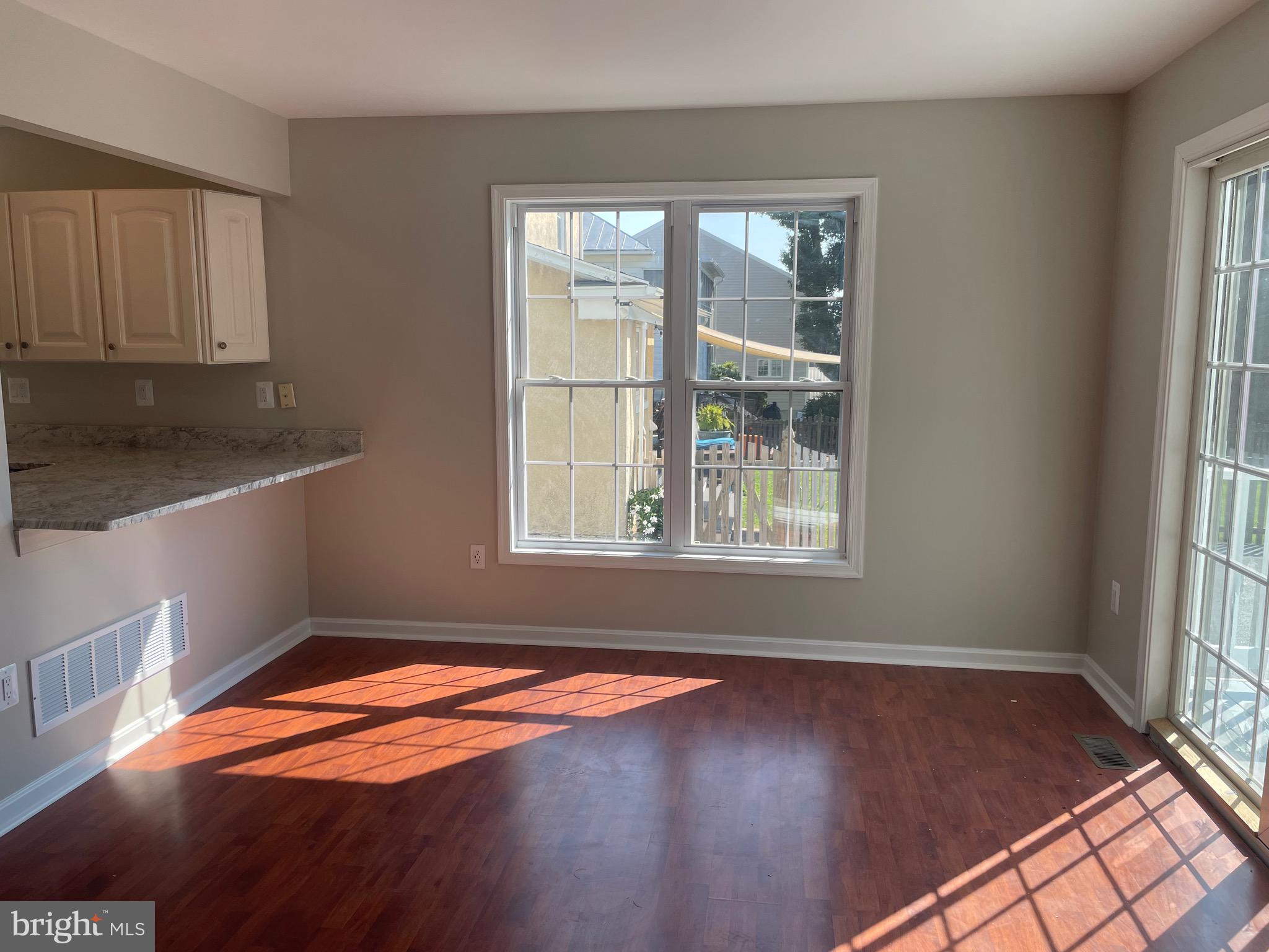 BUCKINGHAM VIEW - Residential Lease