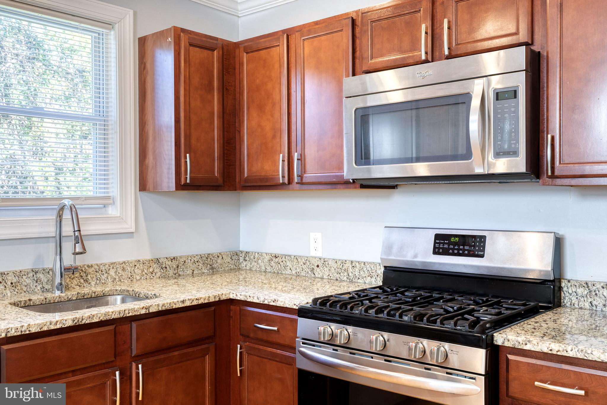 LAURAVILLE HISTORIC DISTRICT - Residential Lease