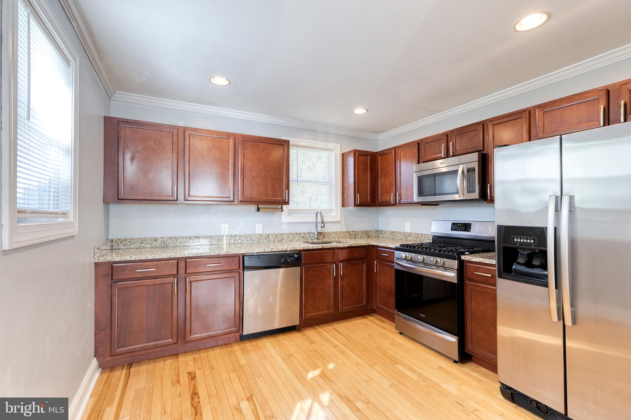 LAURAVILLE HISTORIC DISTRICT - Residential Lease