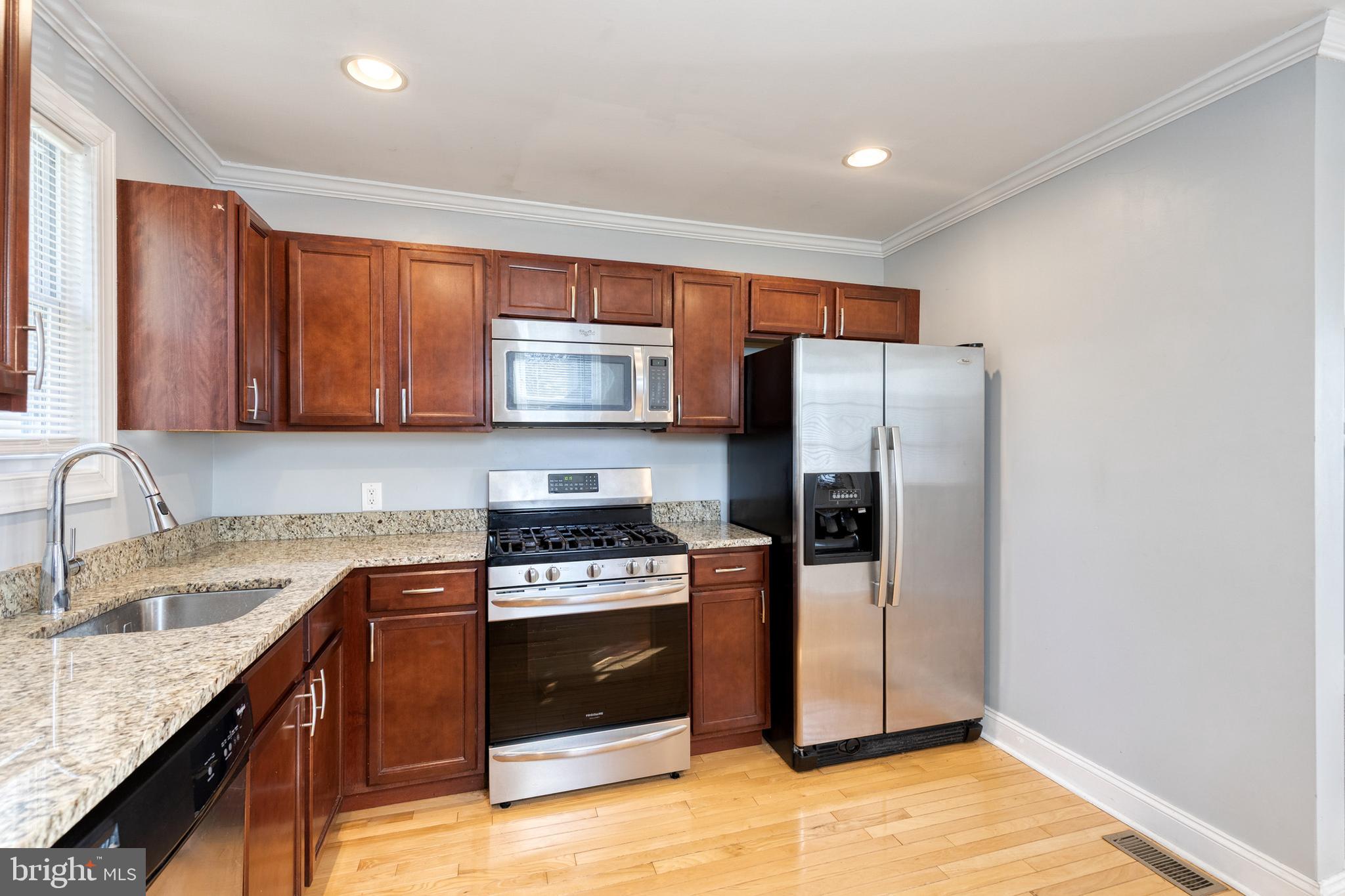 LAURAVILLE HISTORIC DISTRICT - Residential Lease