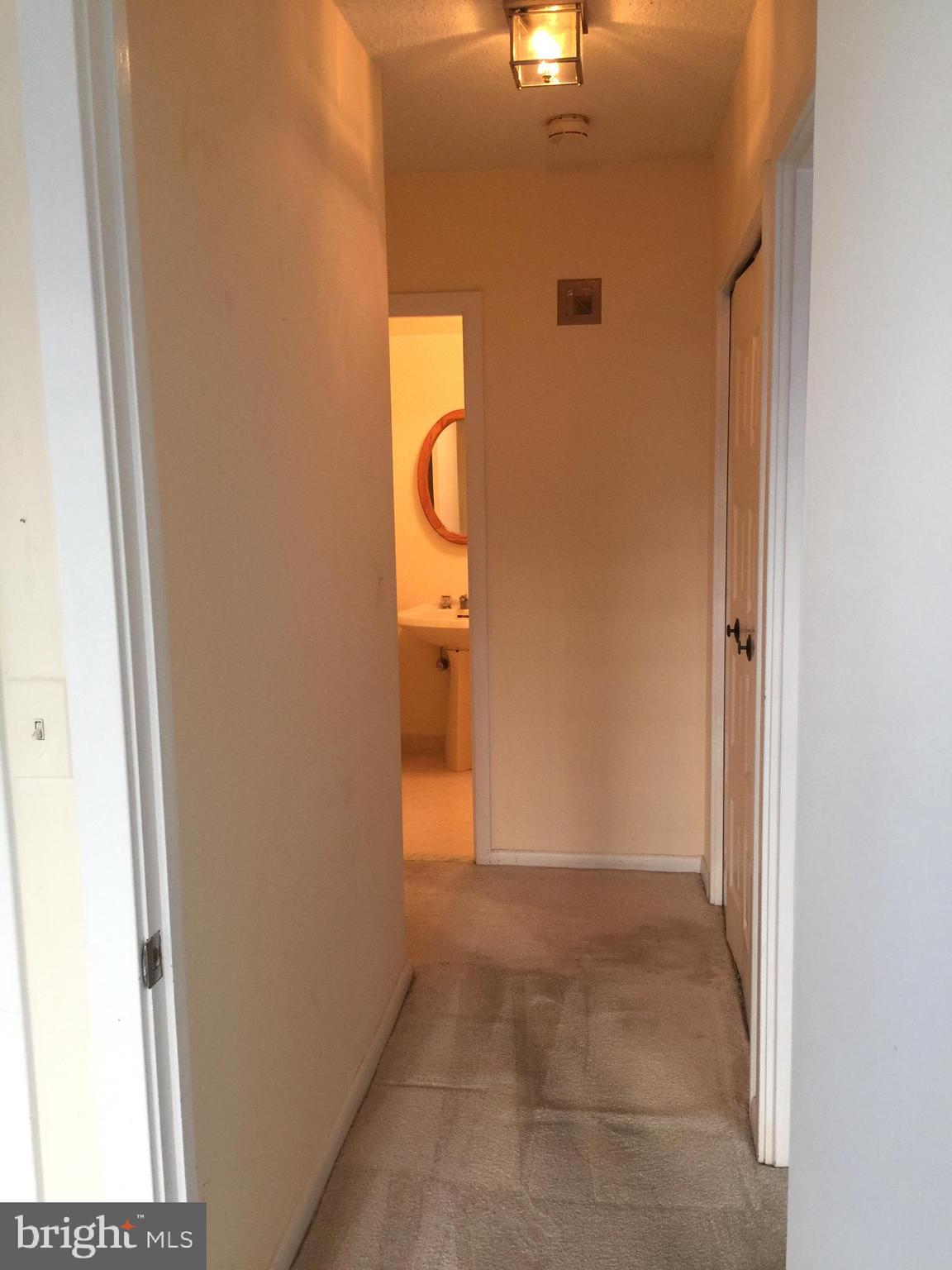 SKYLINE SQUARE CONDO - Residential