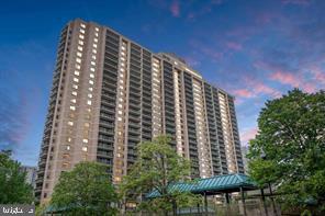 SKYLINE SQUARE CONDO - Residential