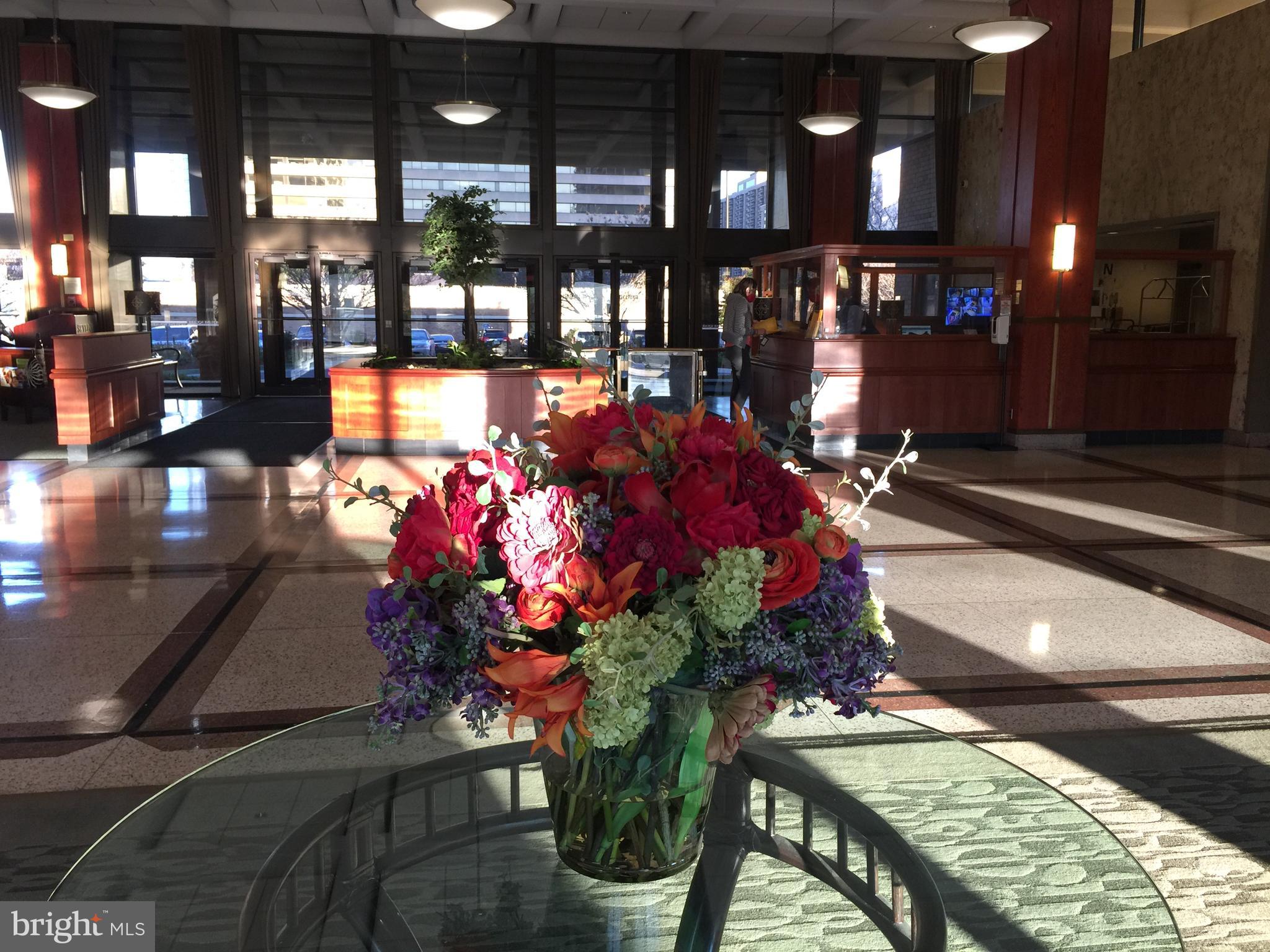 SKYLINE SQUARE CONDO - Residential