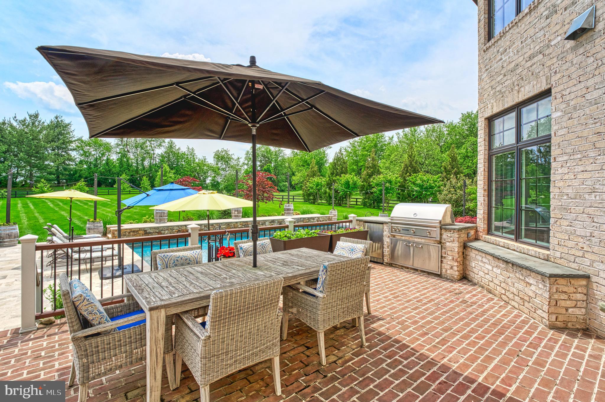 41235 GRENATA PRESERVE PLACE