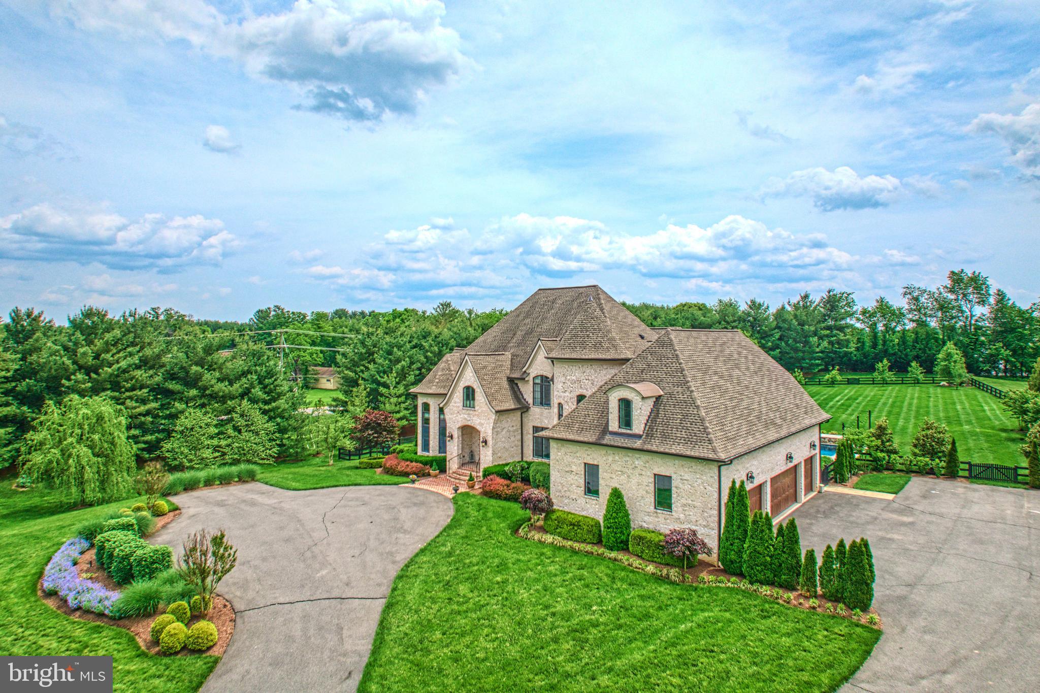 GRENATA - Residential