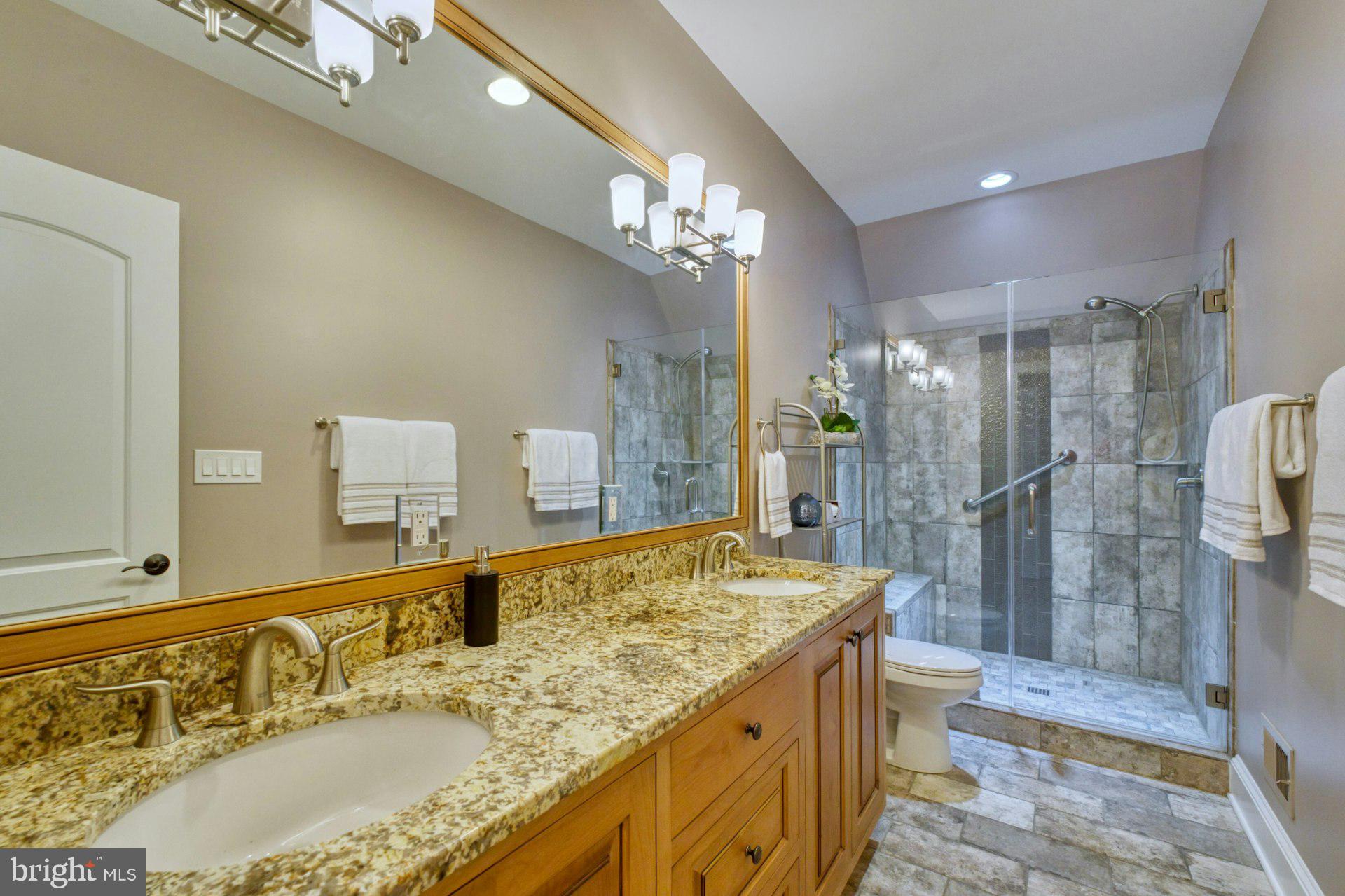 GRENATA - Residential