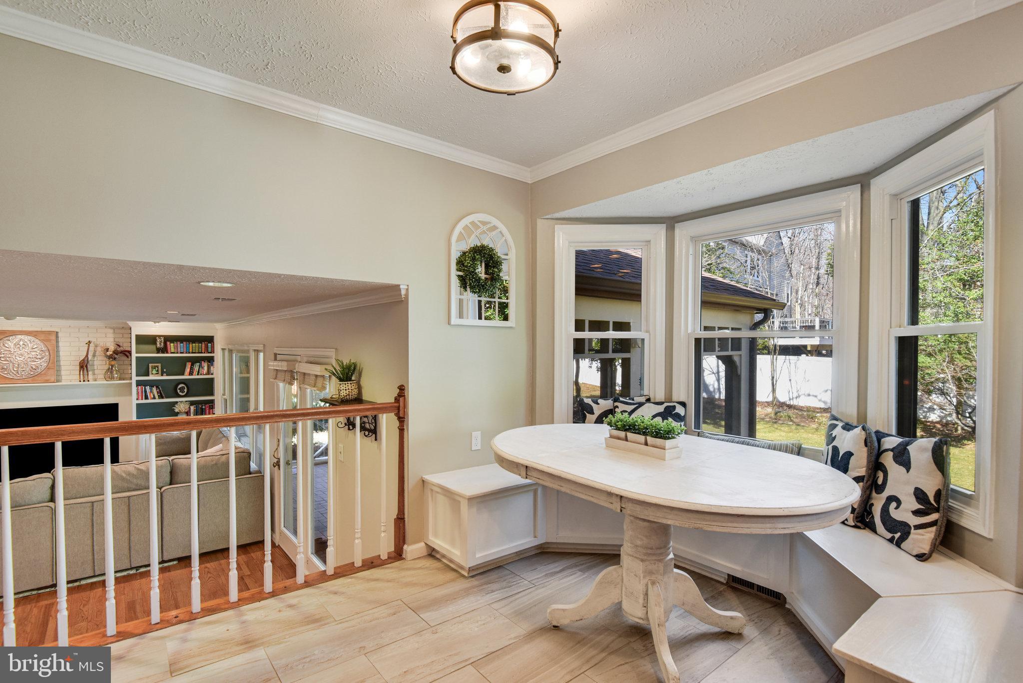 BARTONS GROVE - Residential