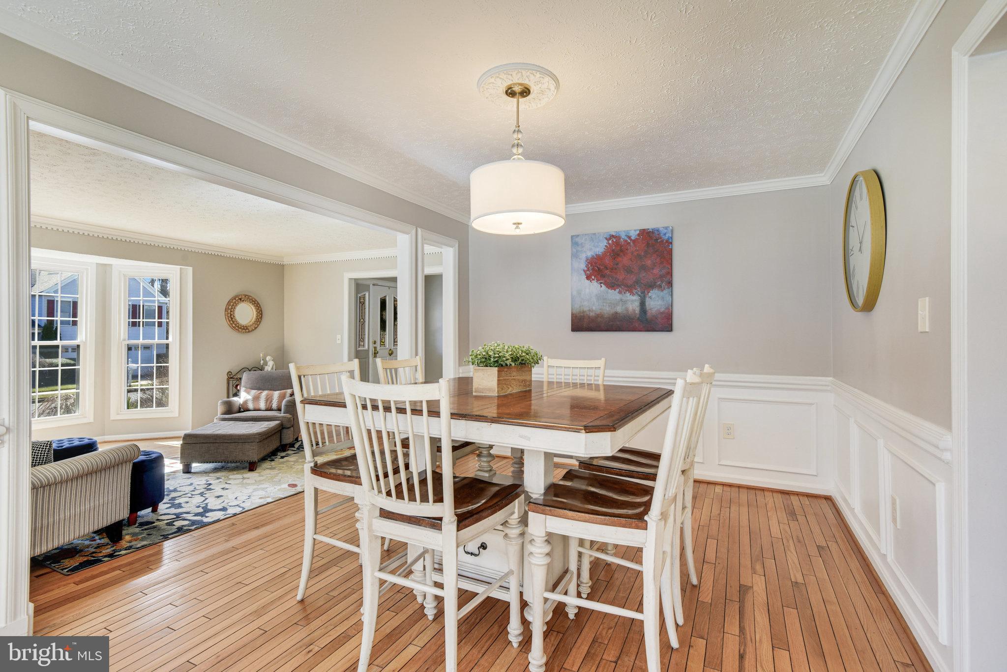 BARTONS GROVE - Residential